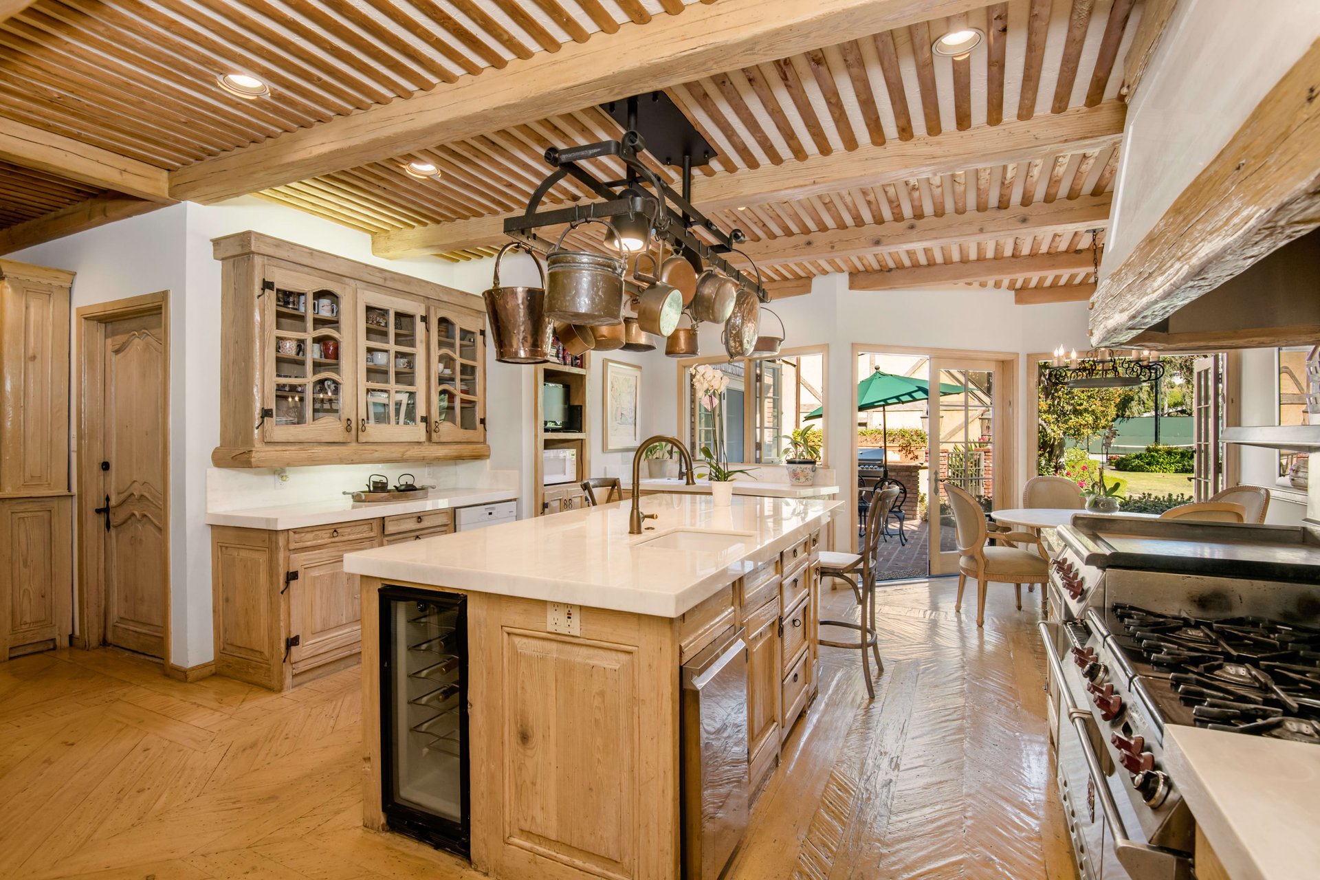 1005 Woodland Drive