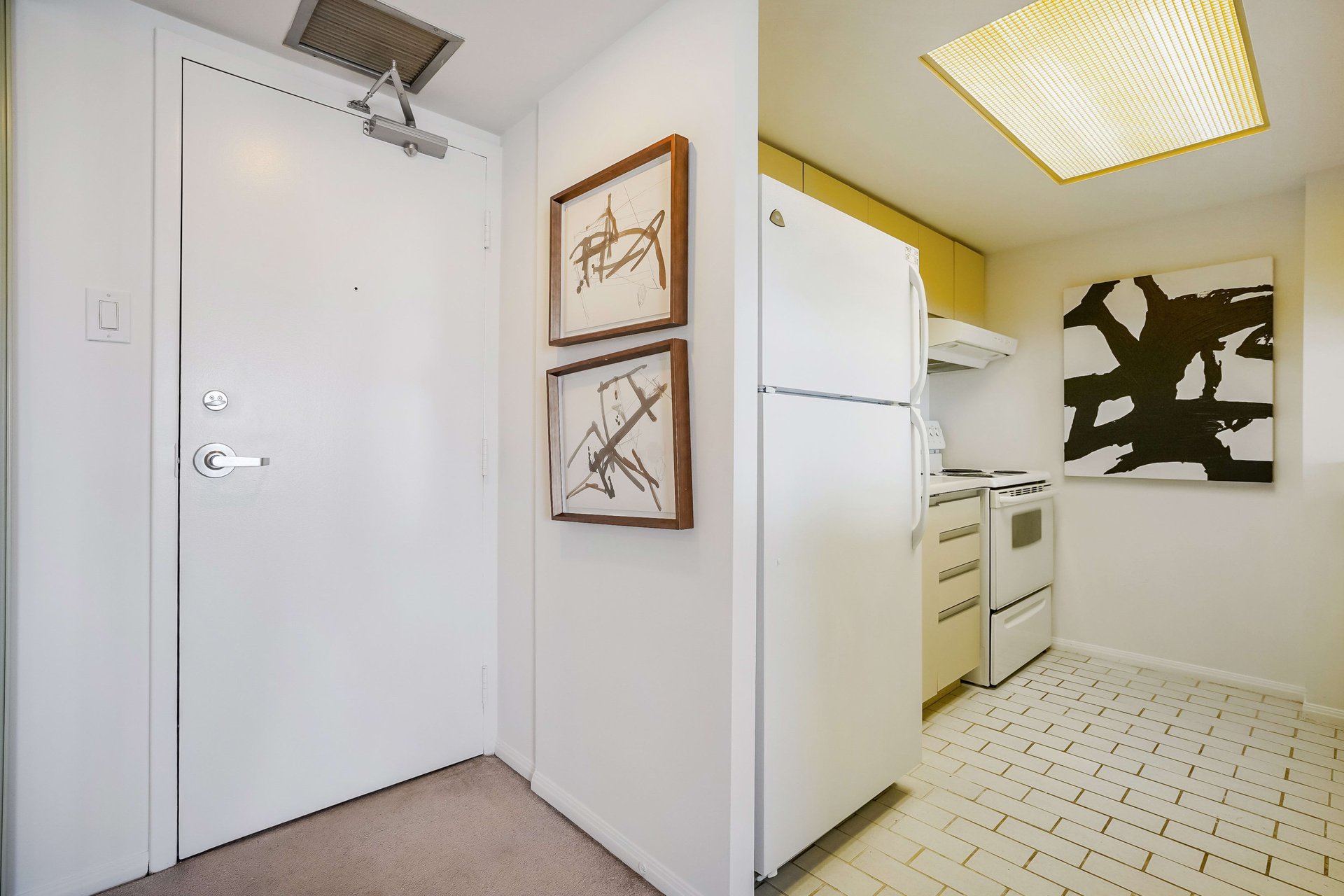 705 King Street West PH 12