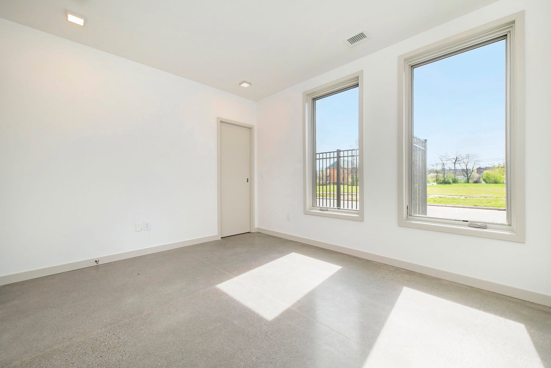 1454 Townsend St, #33