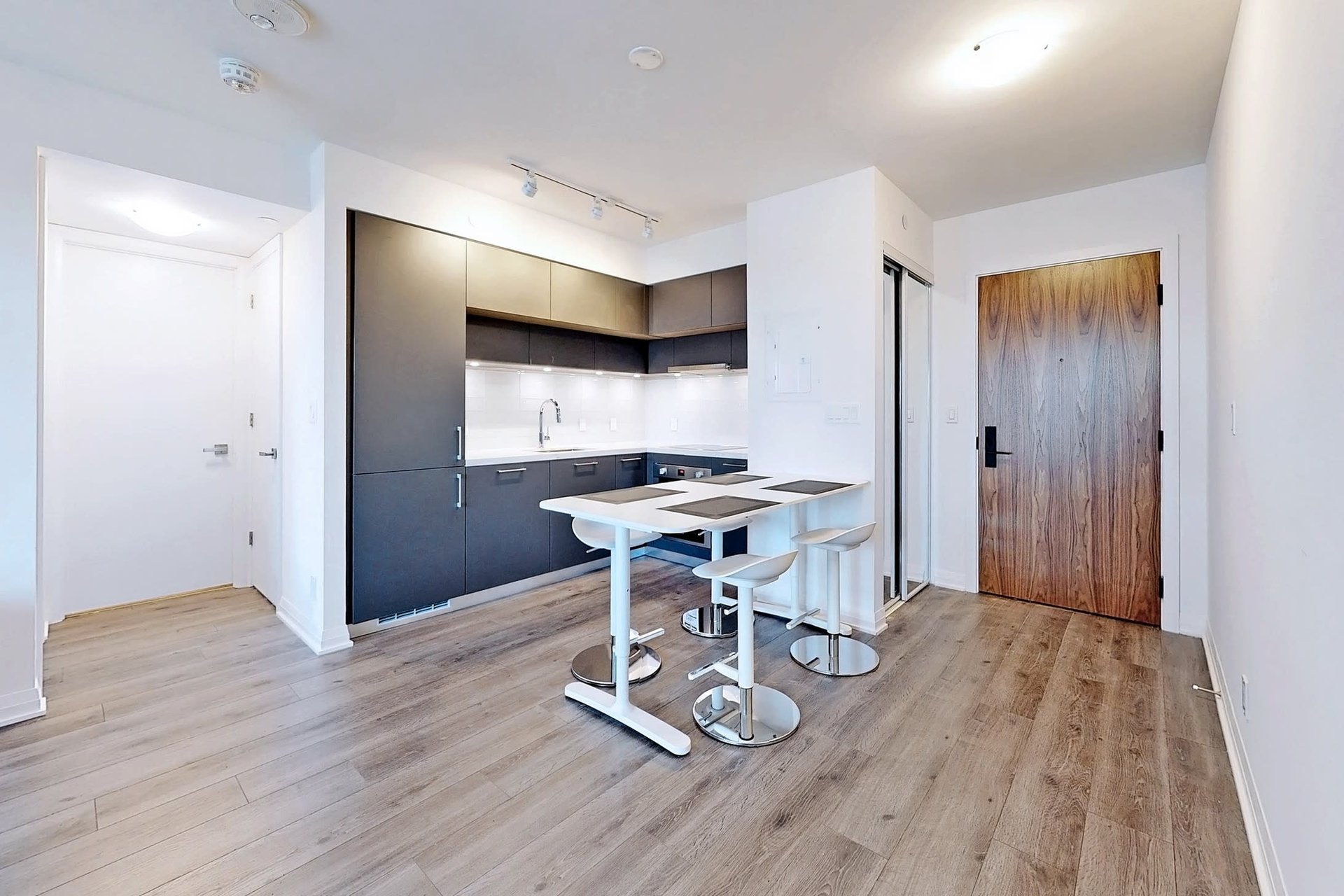 The Foxbar Suite 1203