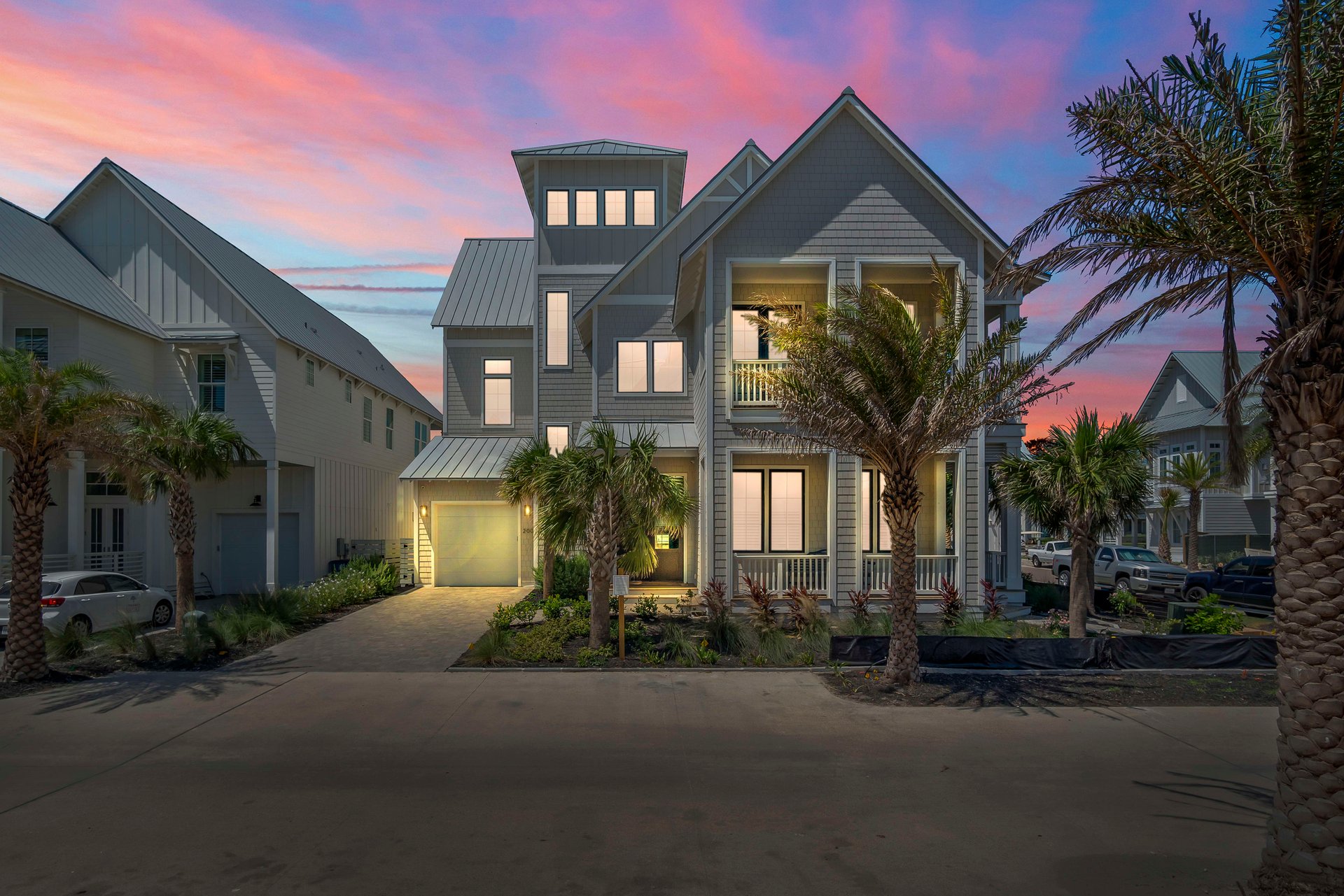 200 Lakeshore Street, Port Aransas, TX 78373