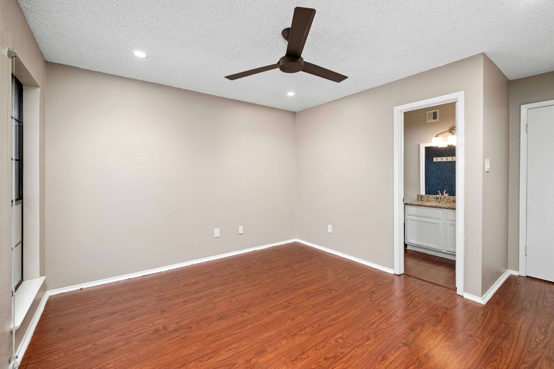 4159 Steck Ave #242