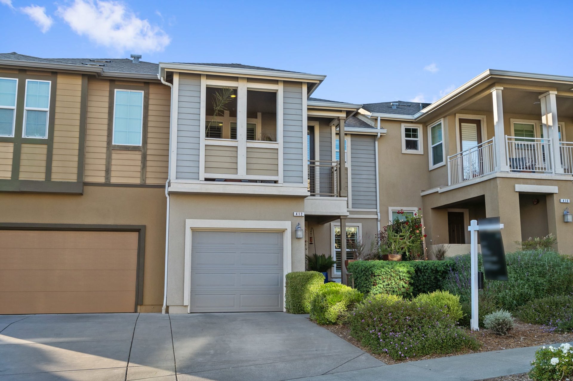 412 Jacquelyn Lane