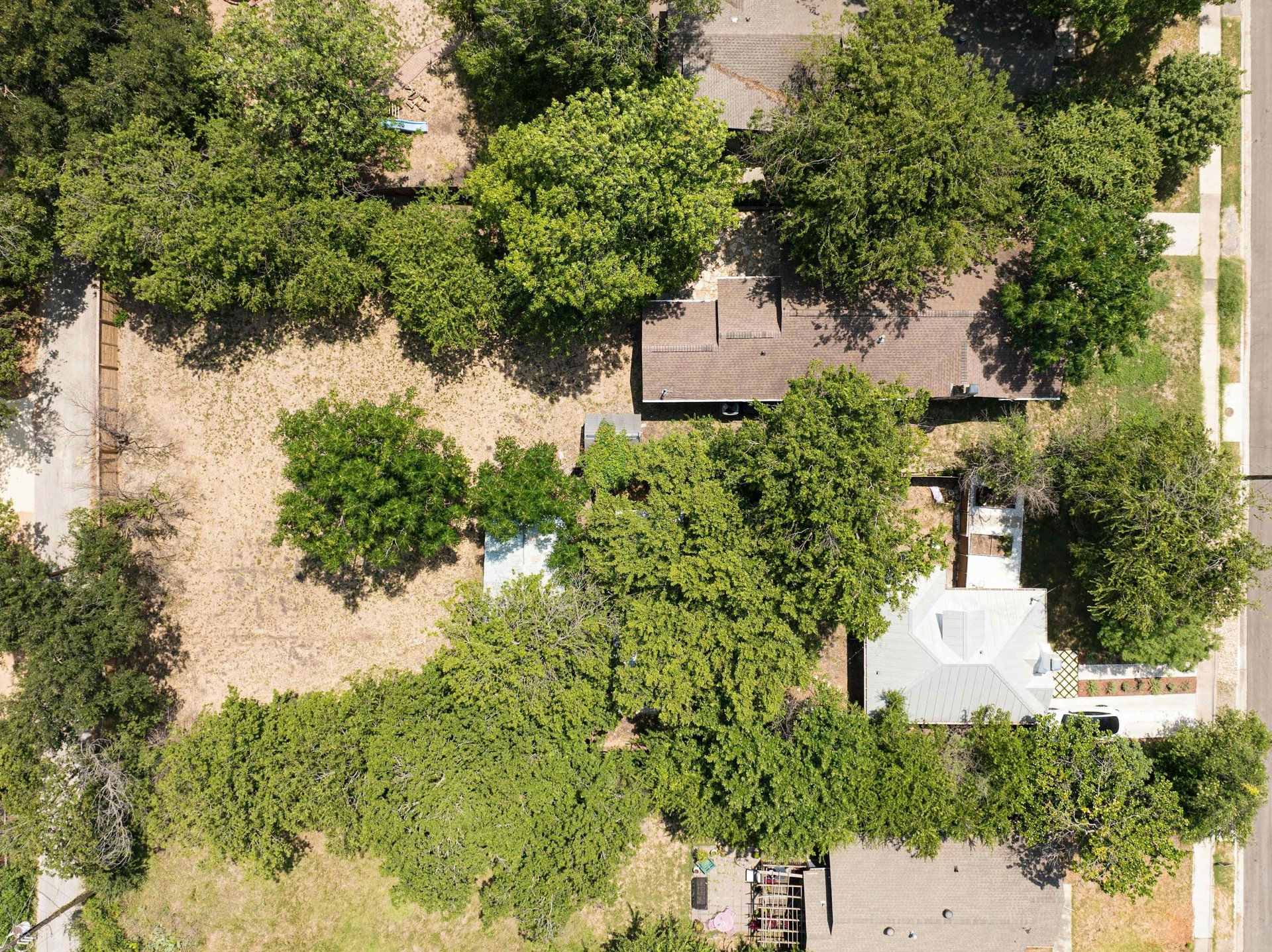 2712 E. 22nd Street 