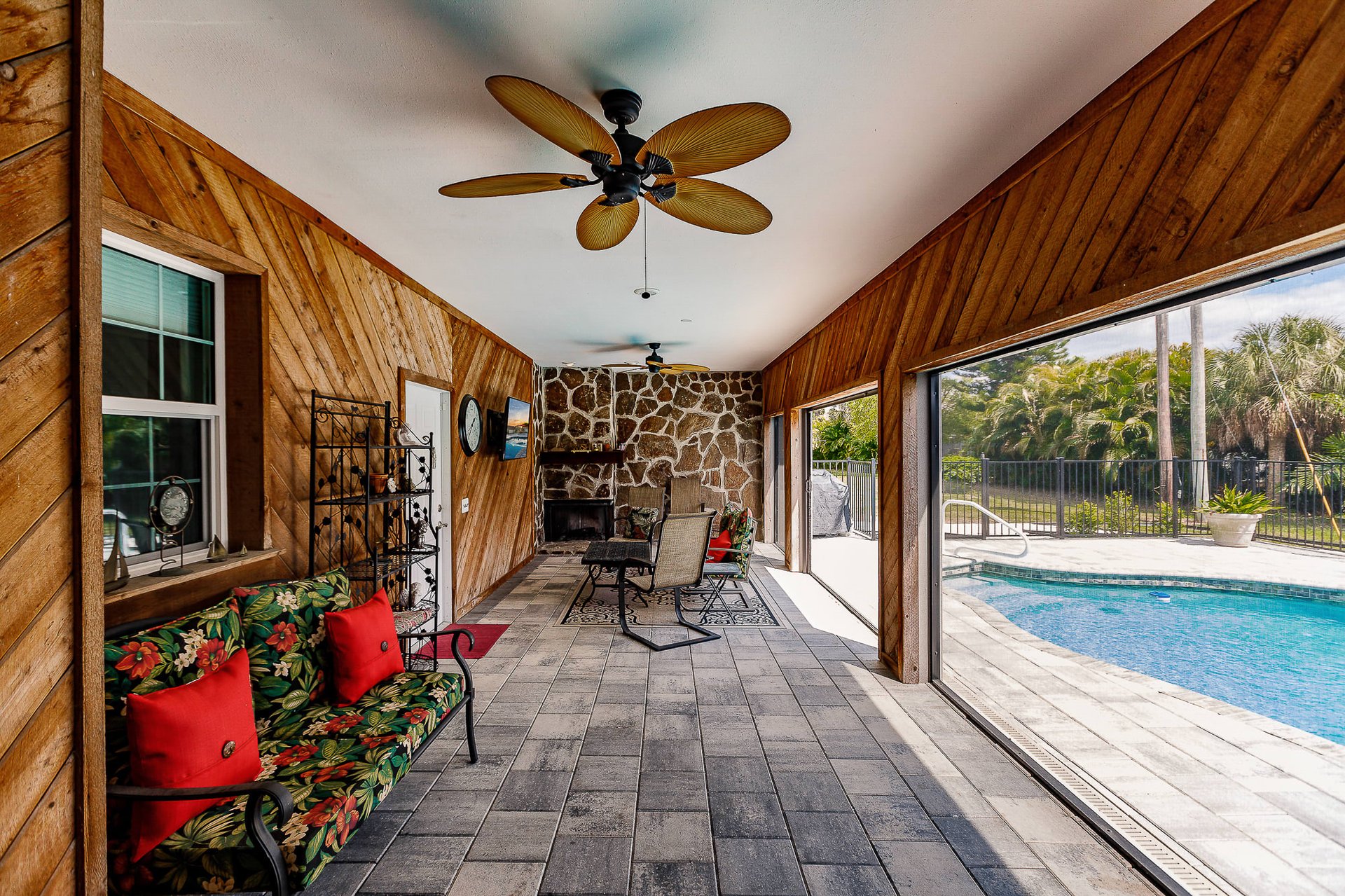 501 VELASQUEZ DRIVE
