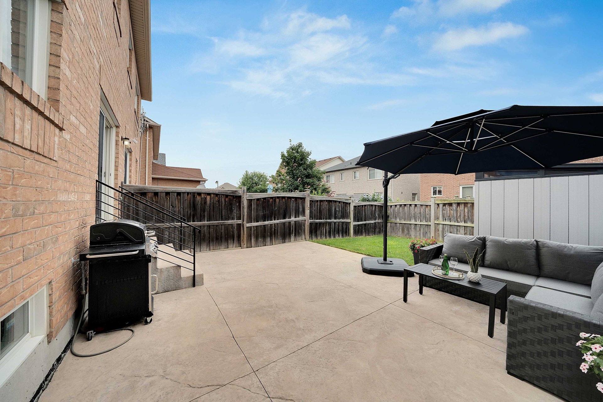 127 Four Seasons Cres, Newmarket Ontario