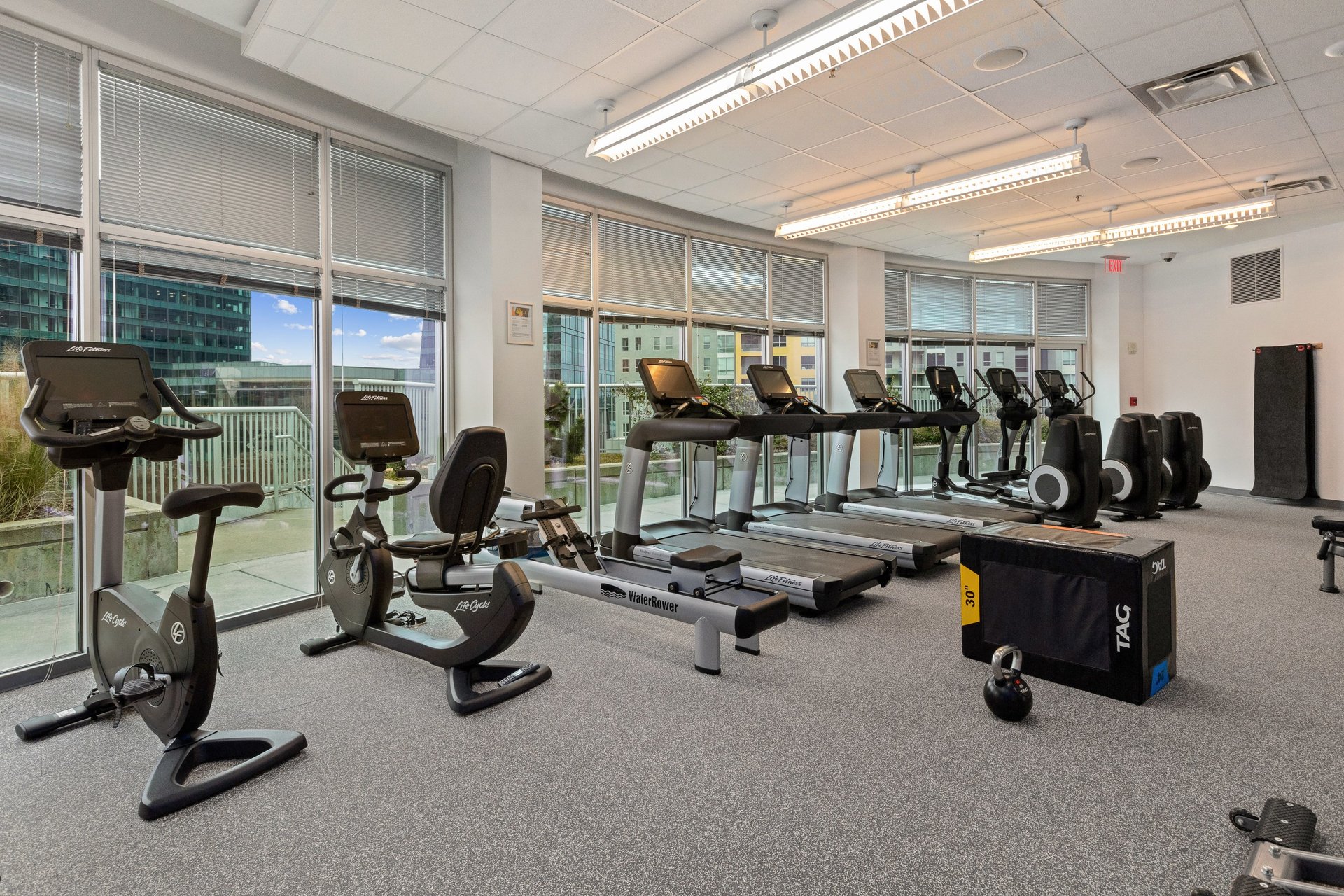 950 W Peachtree Street NW Unit: 701
