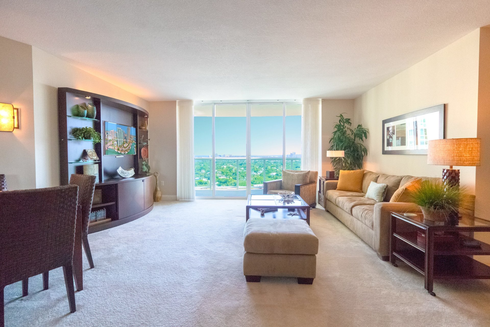 347 N New River Dr Unit: 2001