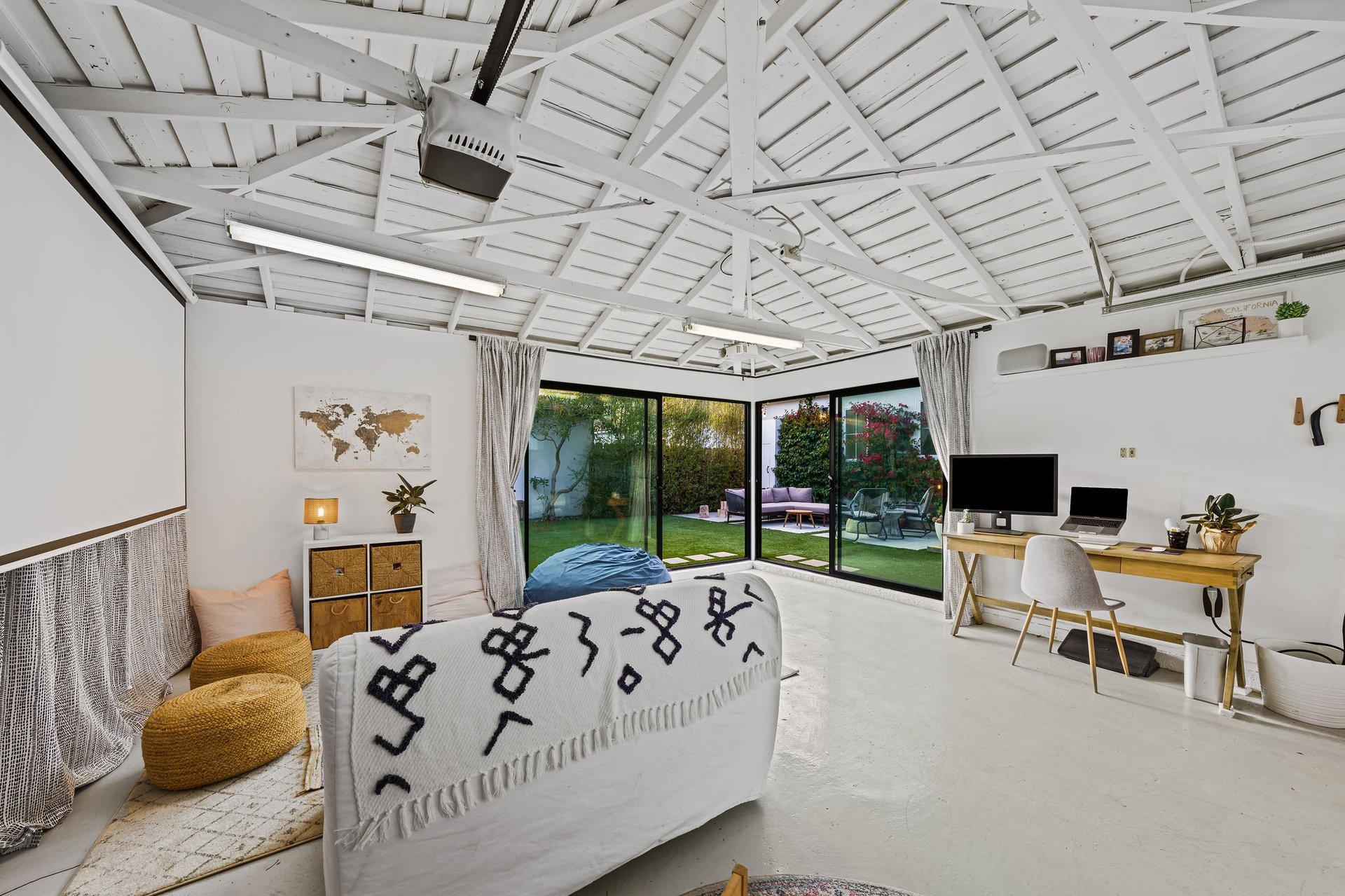 12000 Marine St, Mar Vista