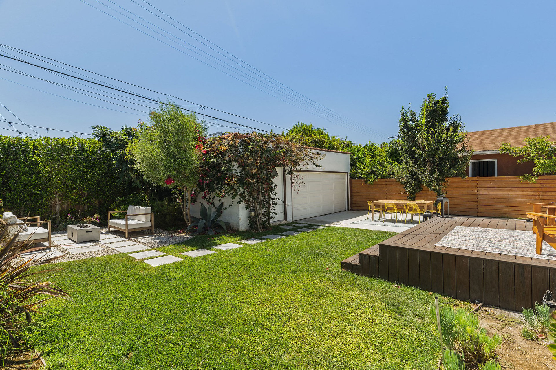 2112 S Mansfield Ave, Mid Los Angeles