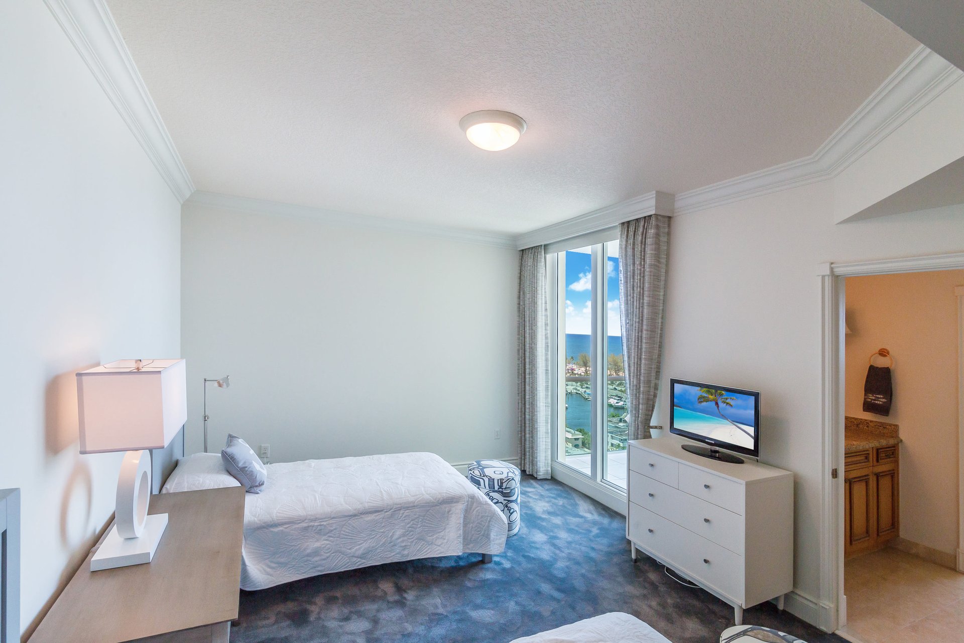 3055 Harbor Dr Unit: 1703