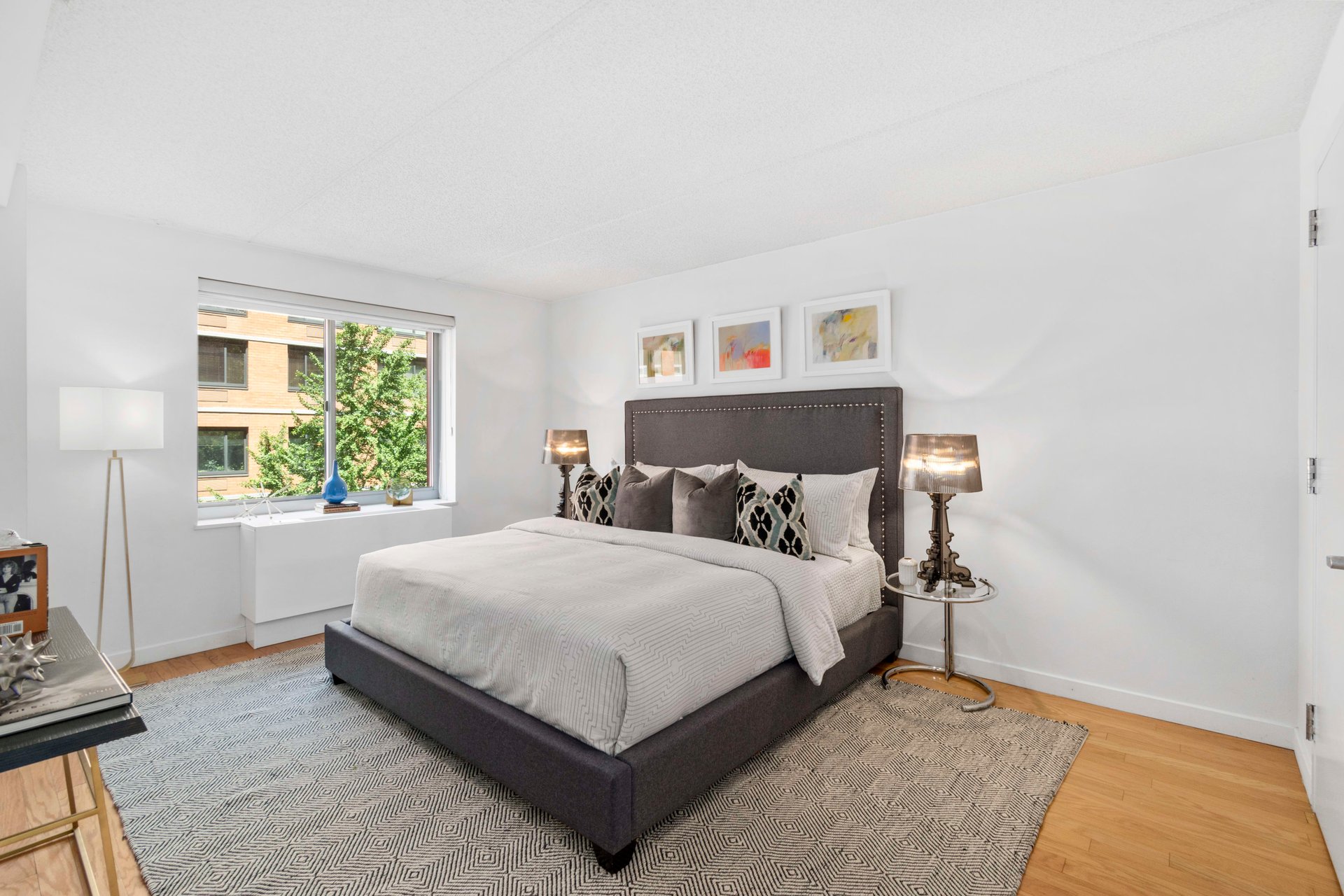 555 WEST 23RD STREET