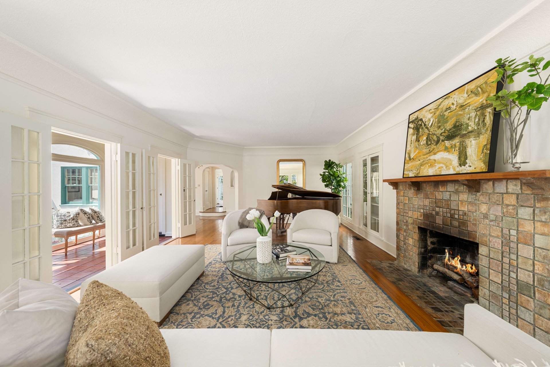335 N Beirut Ave, Pacific Palisades