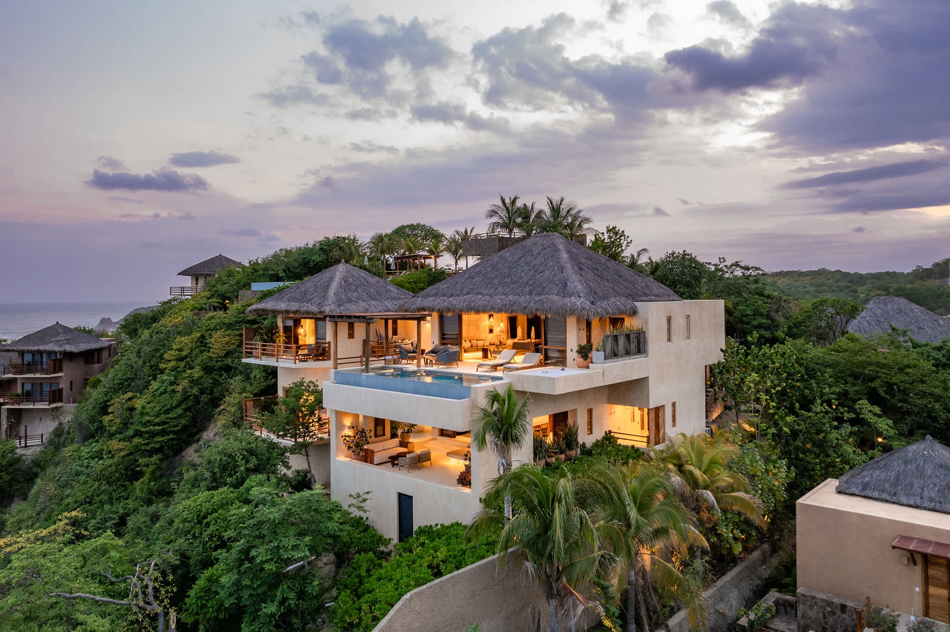 4 bedroom, Single Family Homes, Villa Playa, Montecito Beach Village