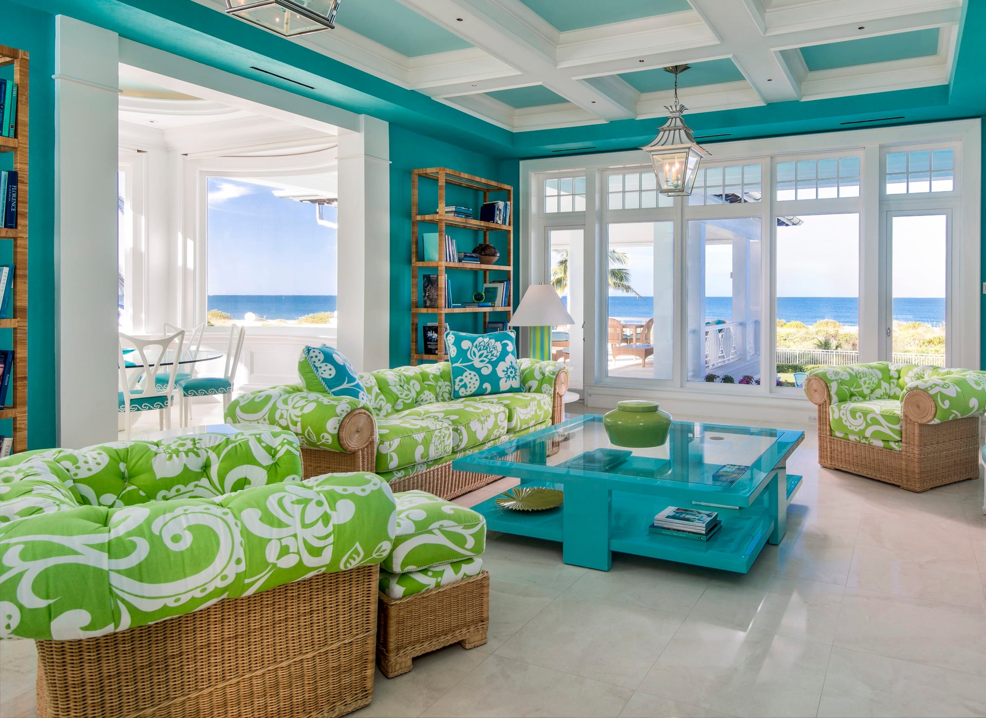 CAPTIVA