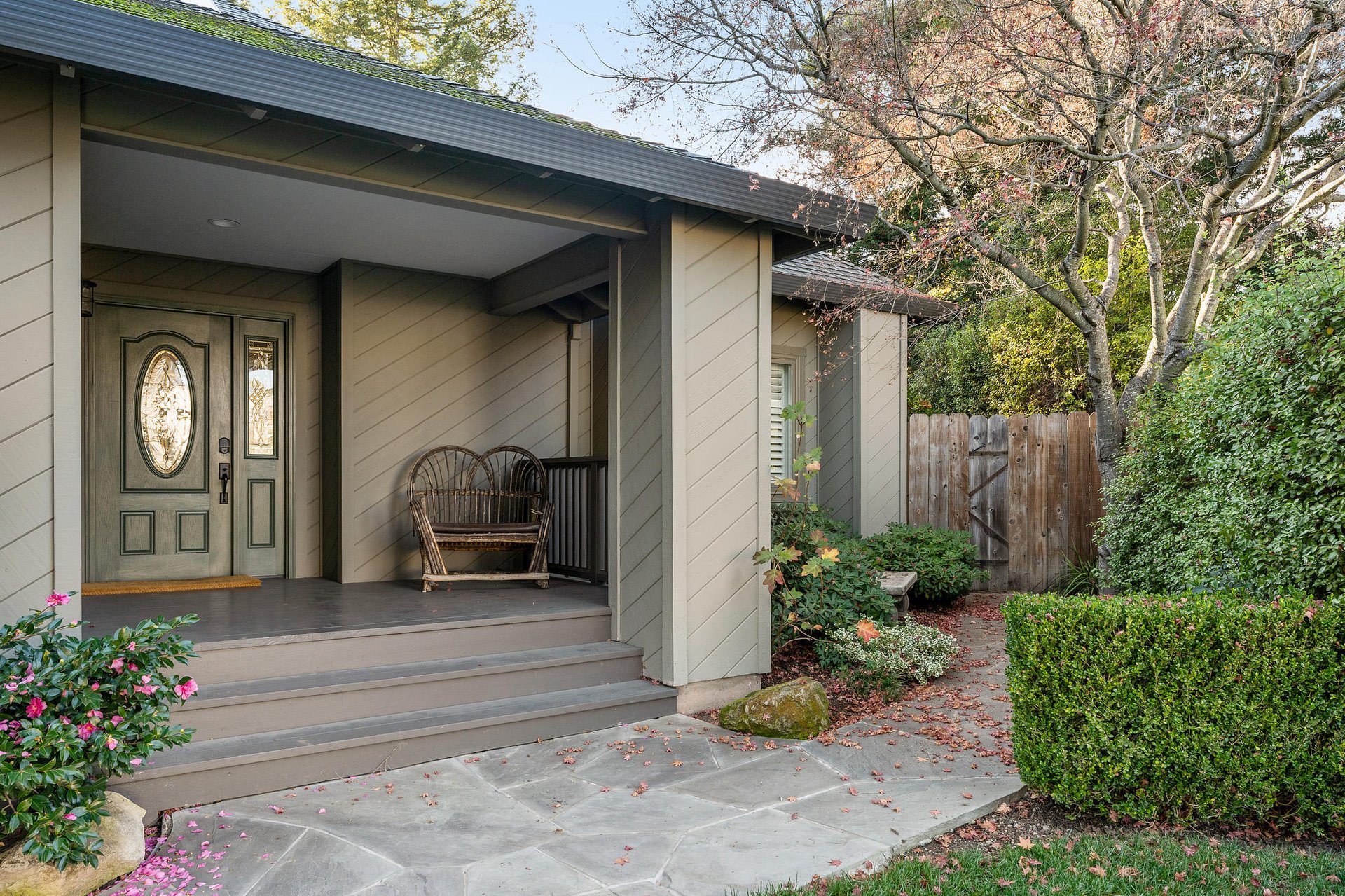 1385 Grove Court, St Helena