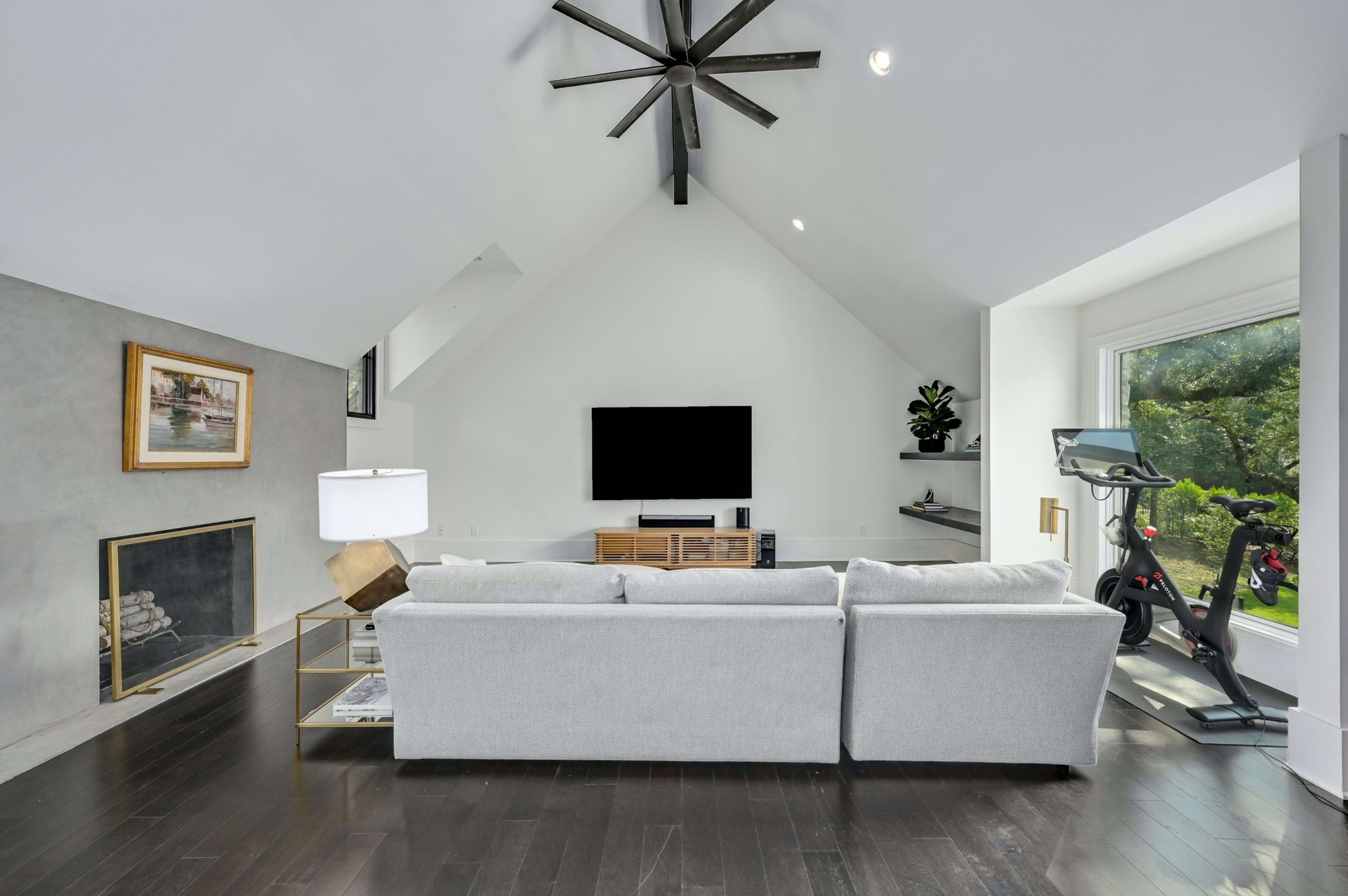 2501 Berenson Lane