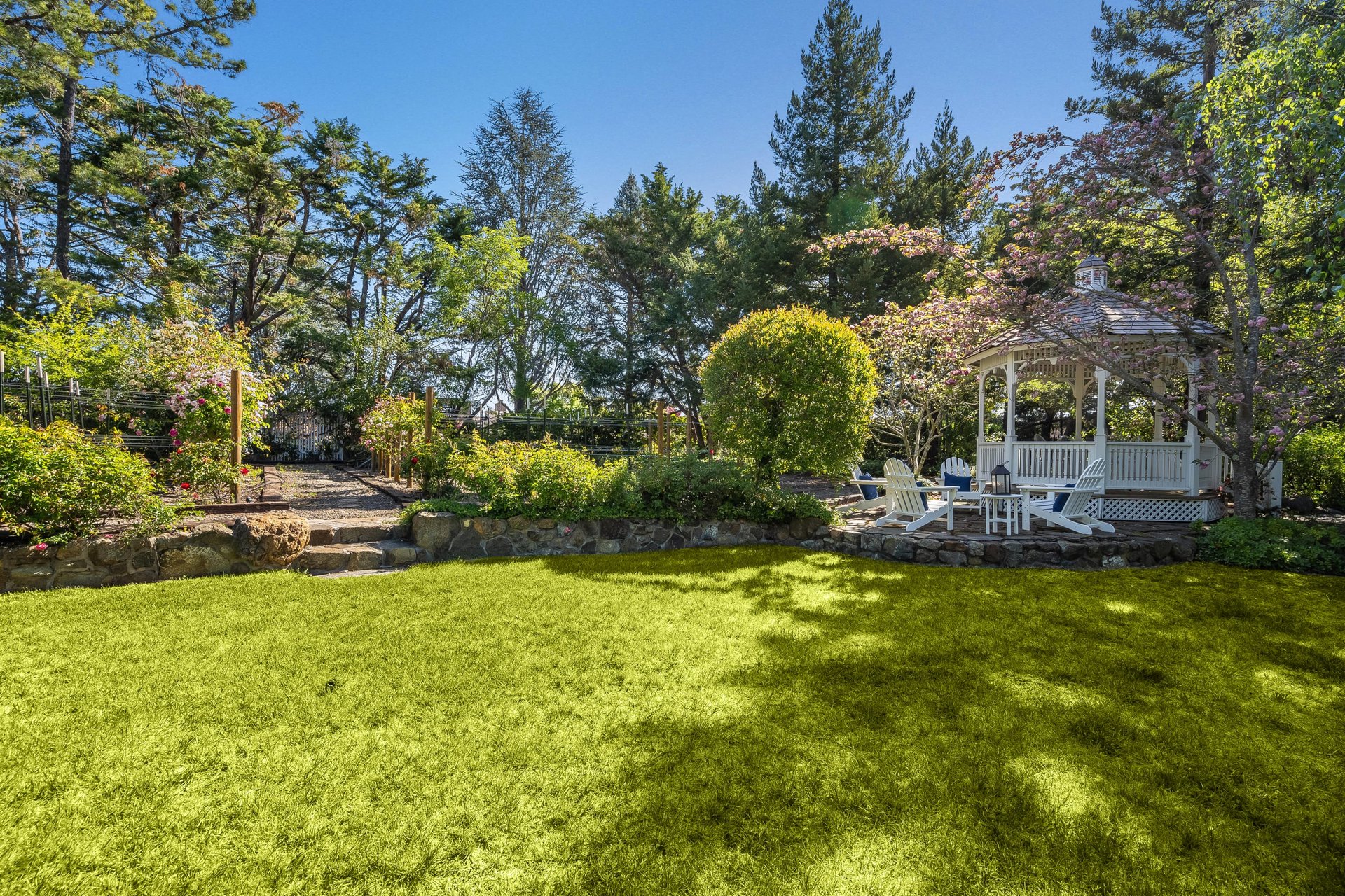 280 Ridgeway Road