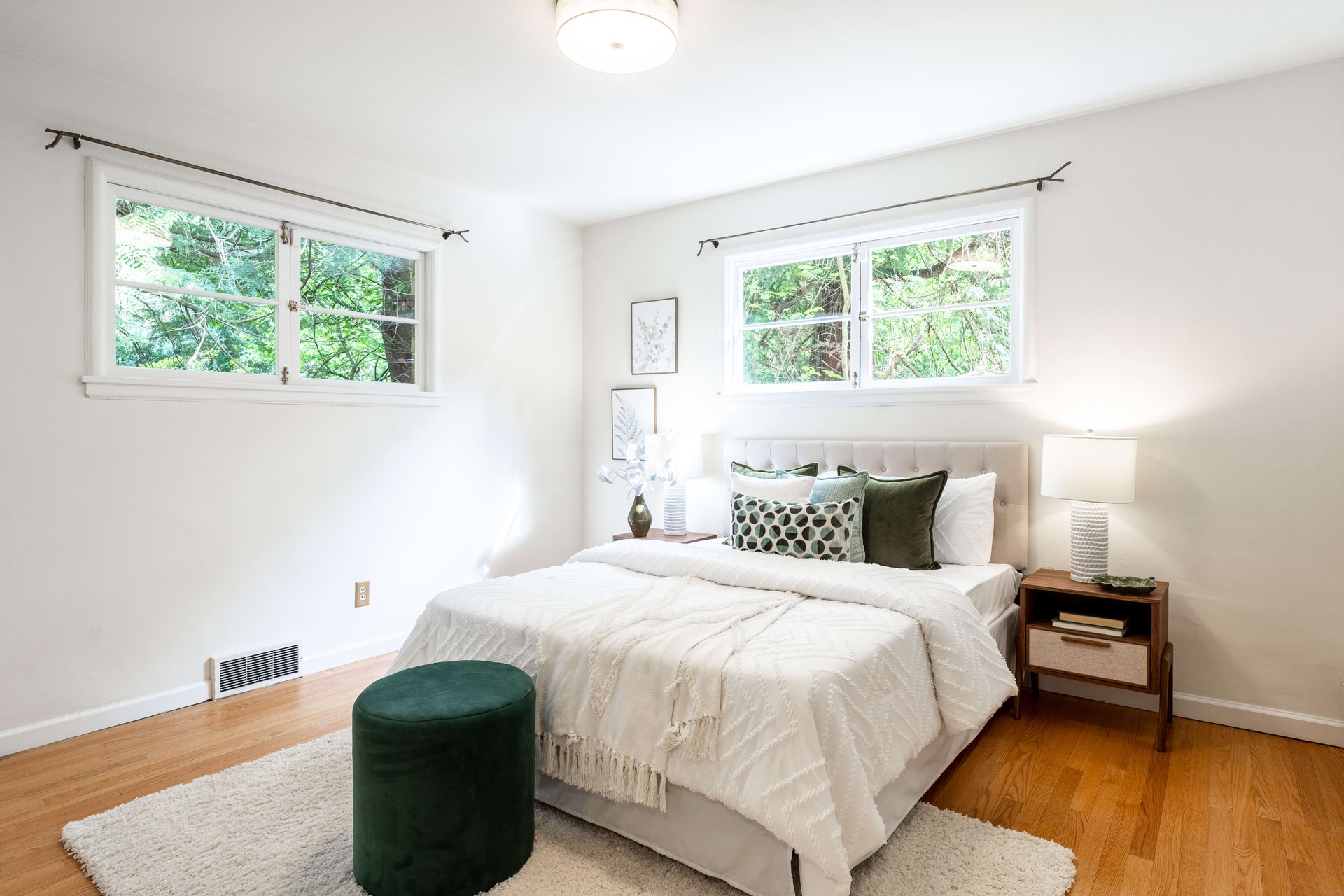 Art Deco Classic in Lake Forest Park