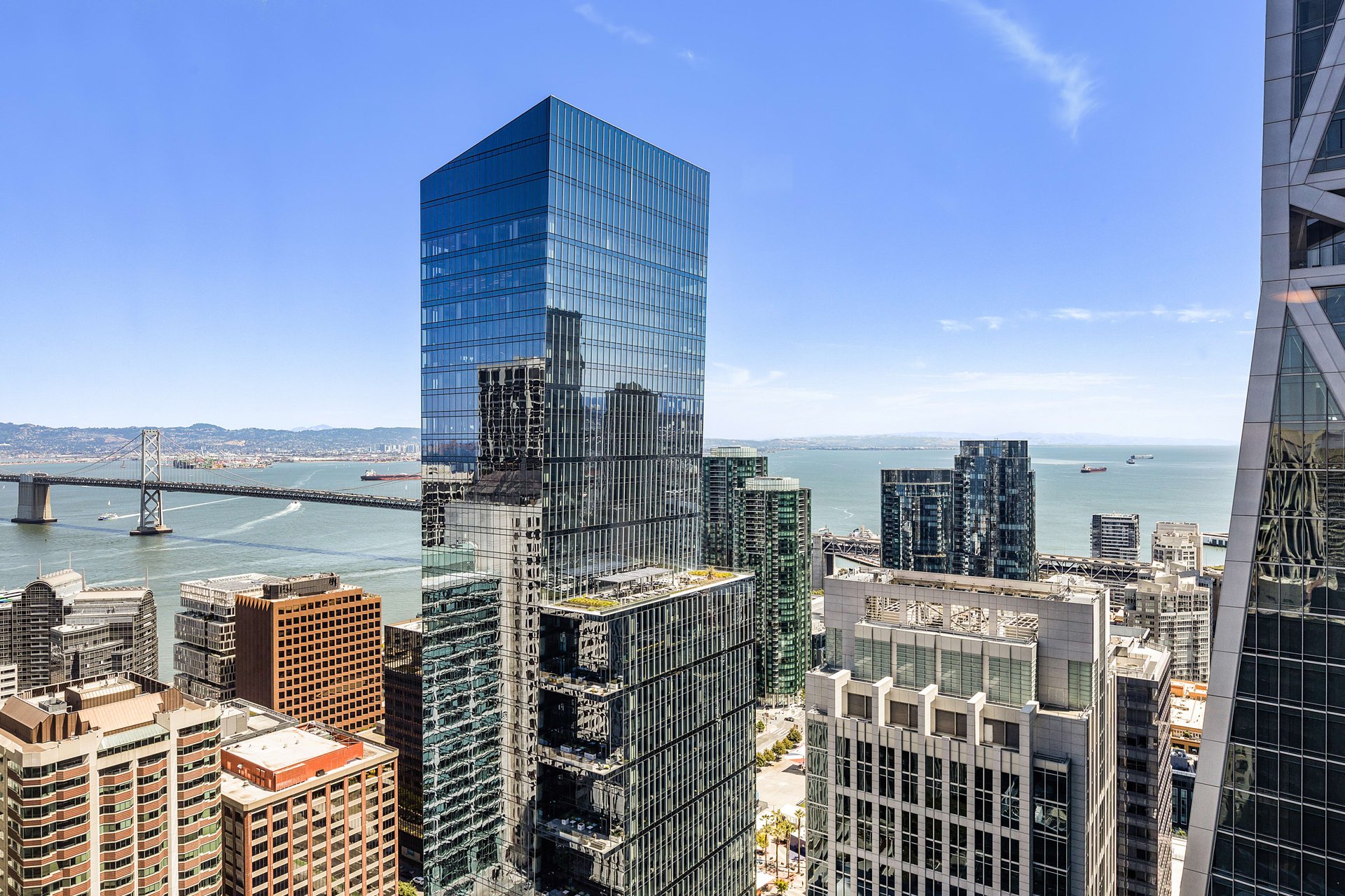 High-Floor, Two Bedroom with Bay Views at 301 Mission
