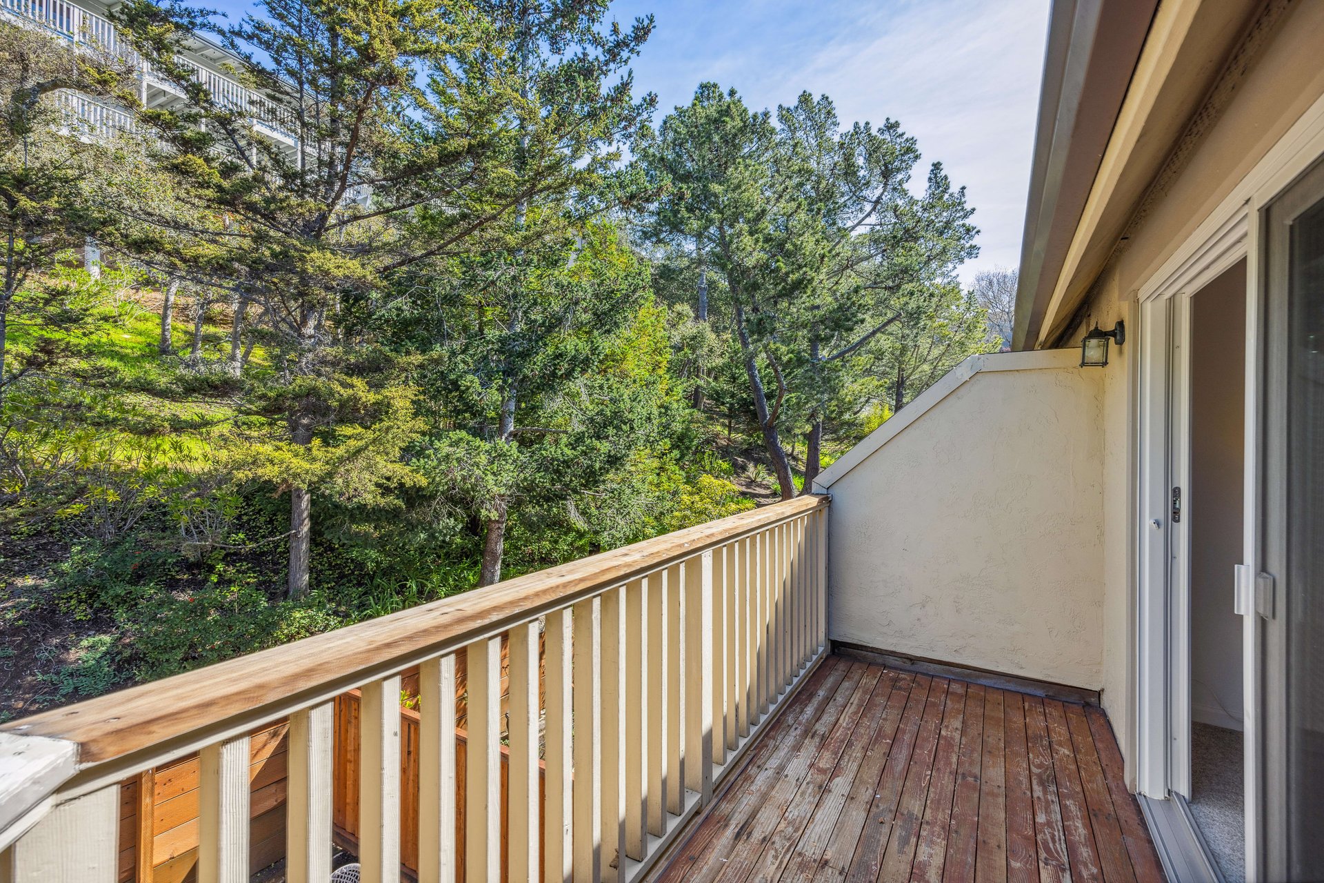 Stylish & Updated Tiburon Townhome