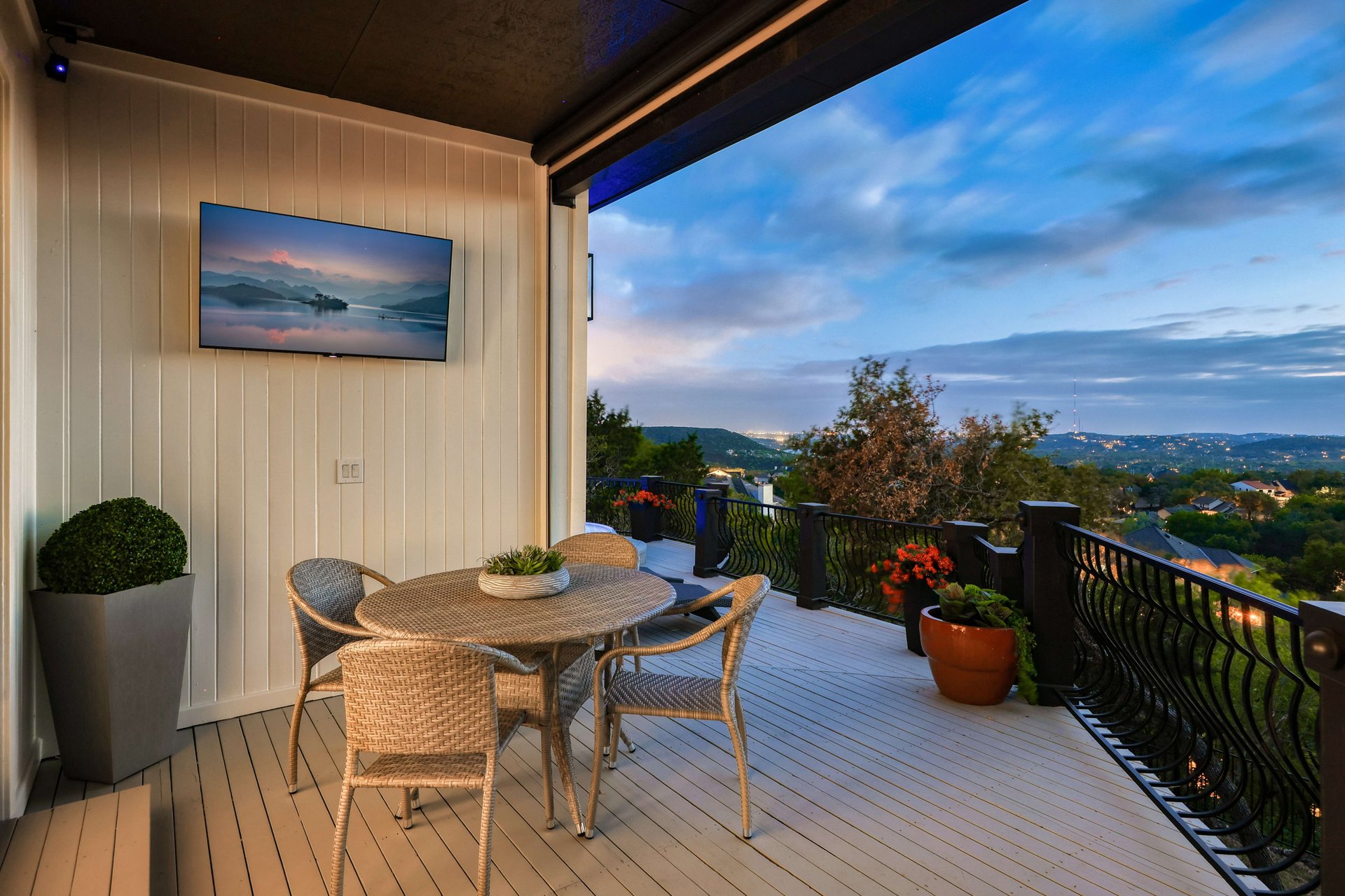 4303 Cat Mountain Drive