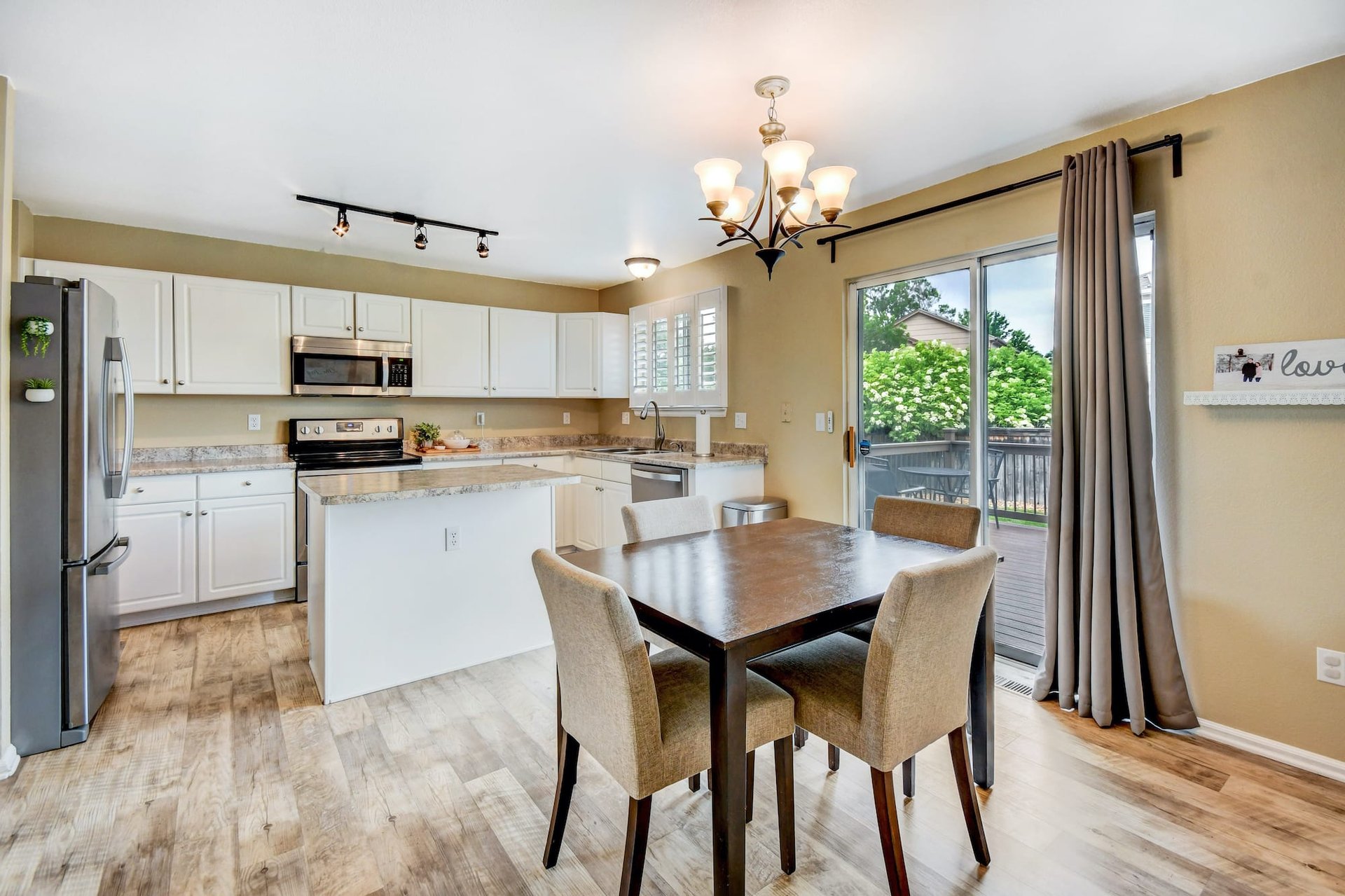 10636 Hyacinth Court