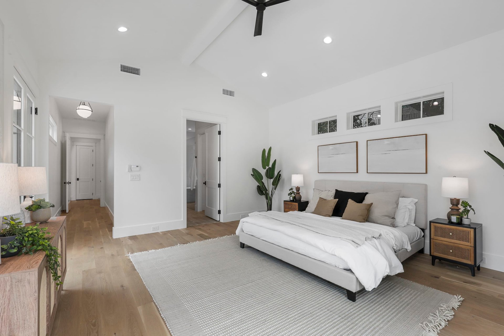 109 Crestwood
