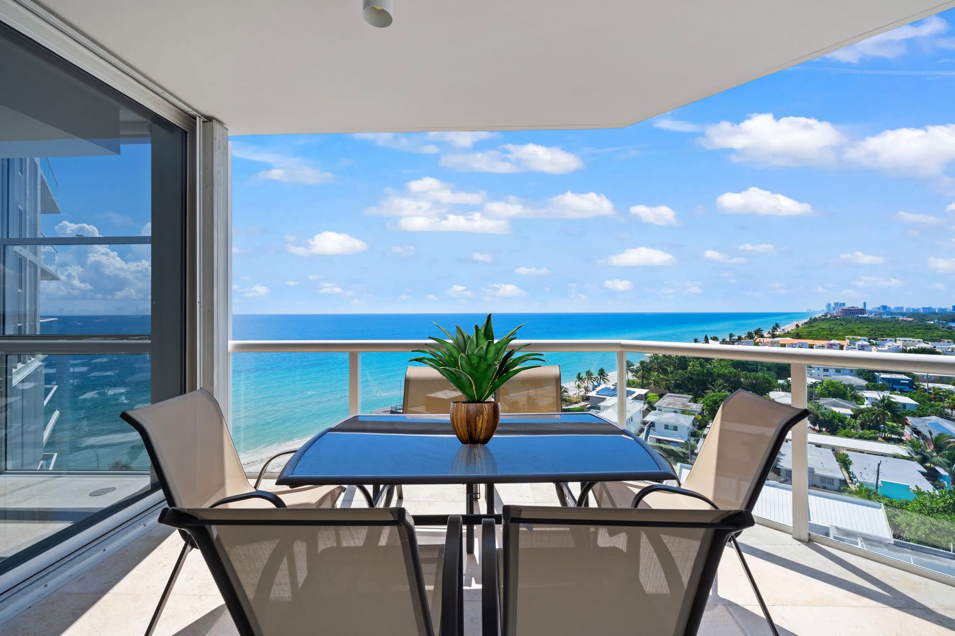 6001 N Ocean Dr Unit: 1104S