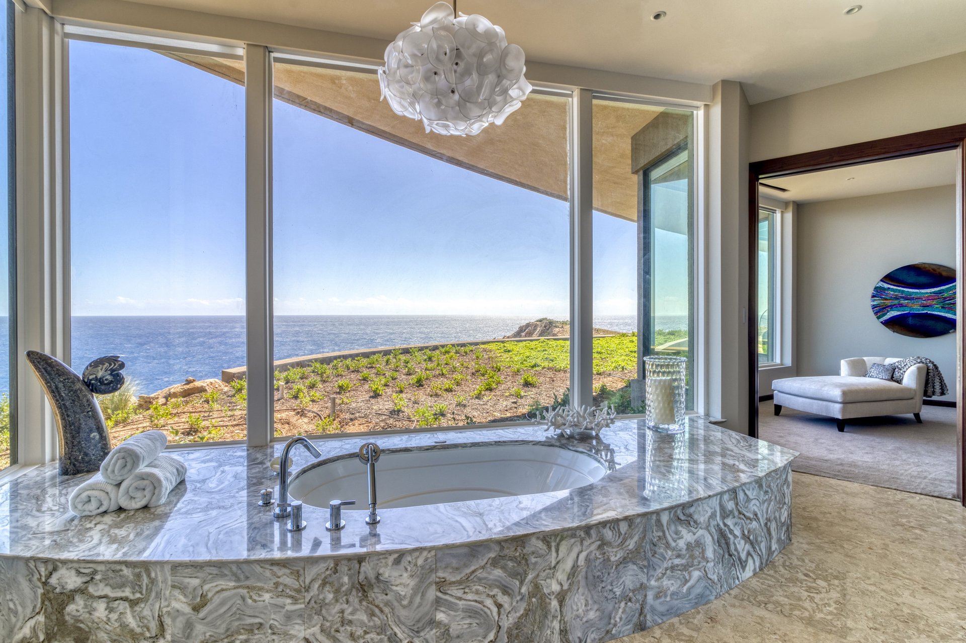 Halo Villa