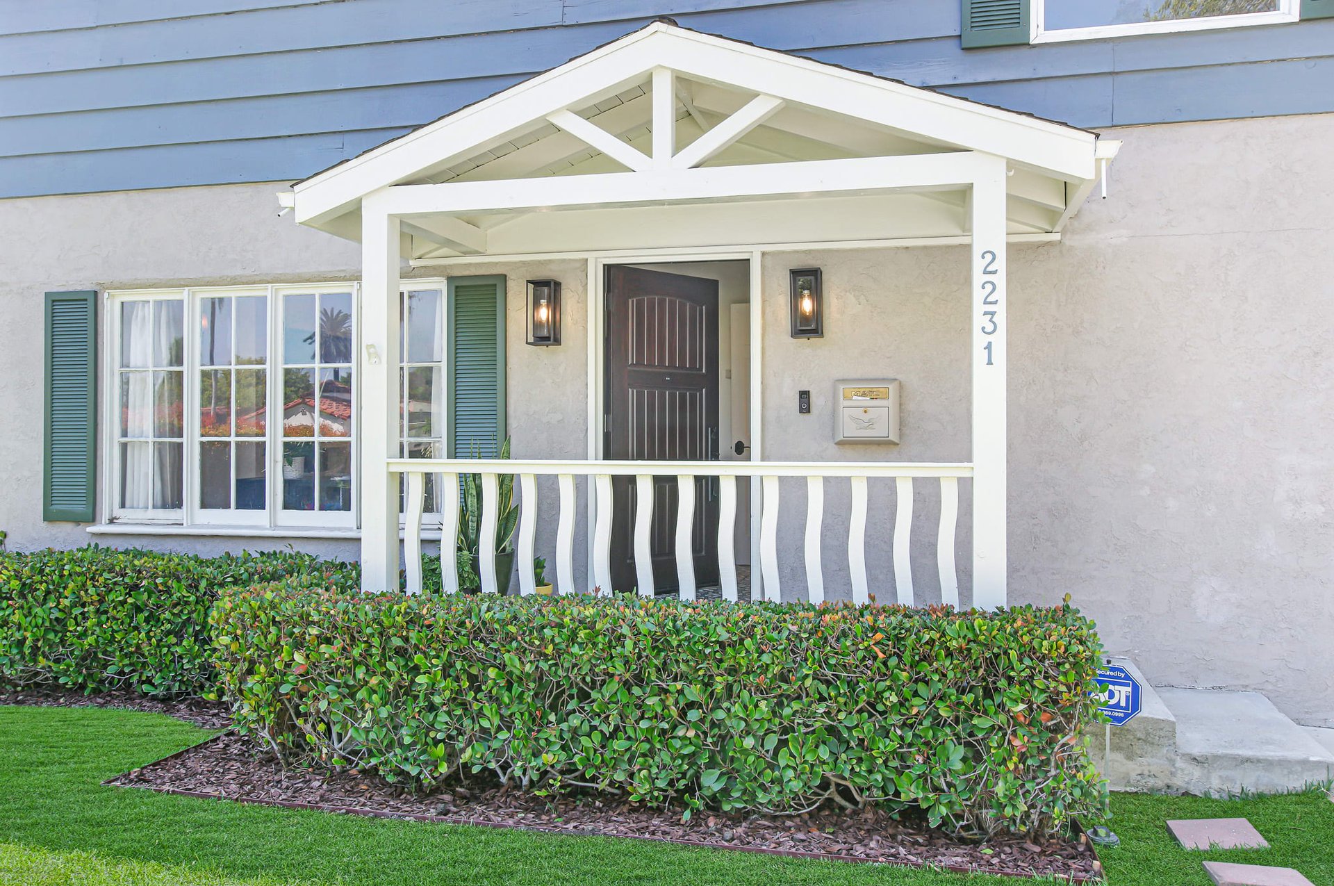 LOVINGLY RESTORED 2-STORY TRADITIONAL HOME IN PRIME RANCHO PARK