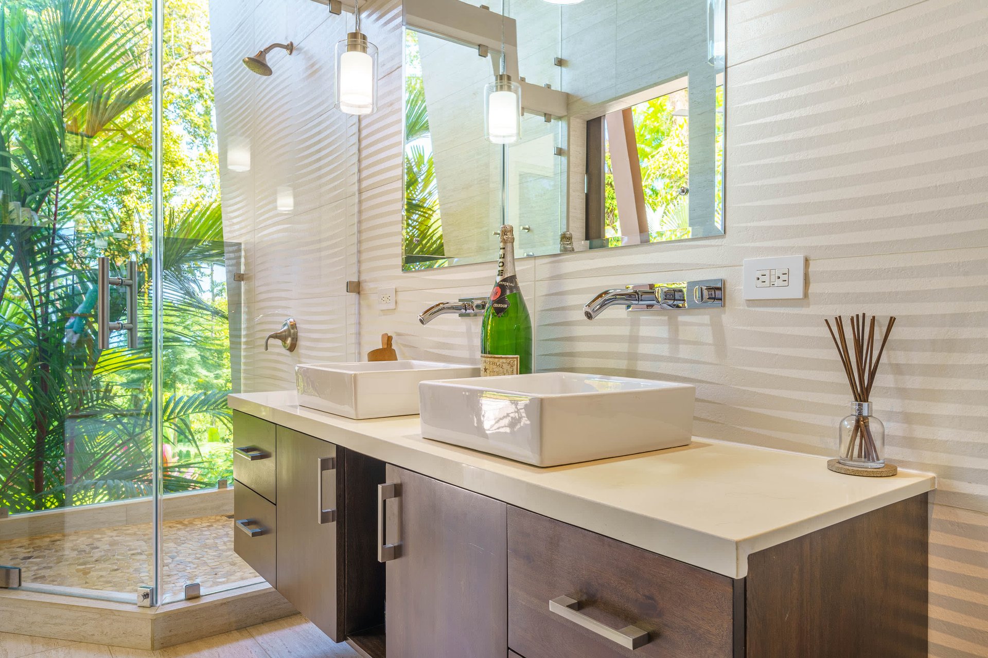 Uvita Hills Sophisticated Ocean View Elegance