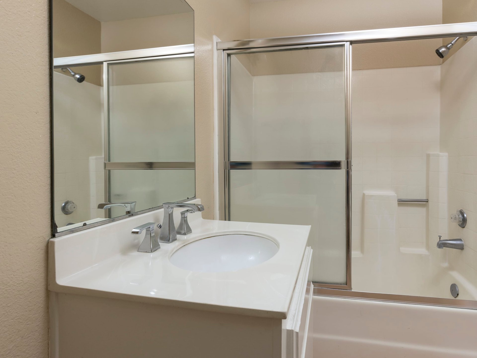 1345 E Grand Avenue Unit: D