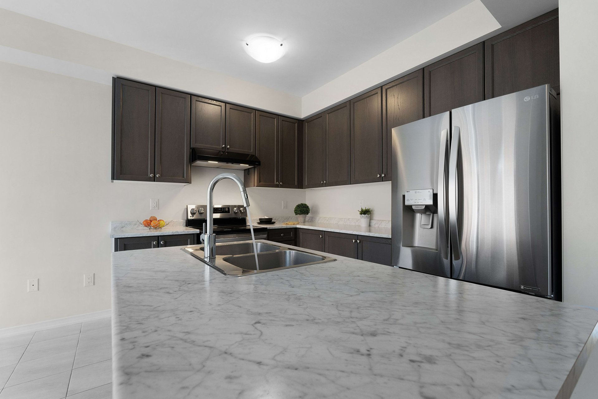 63 Esther Cres