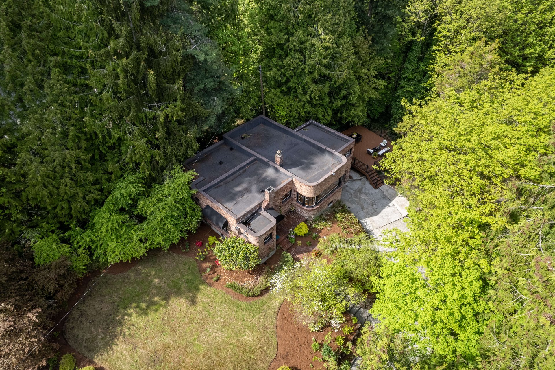Art Deco Classic in Lake Forest Park