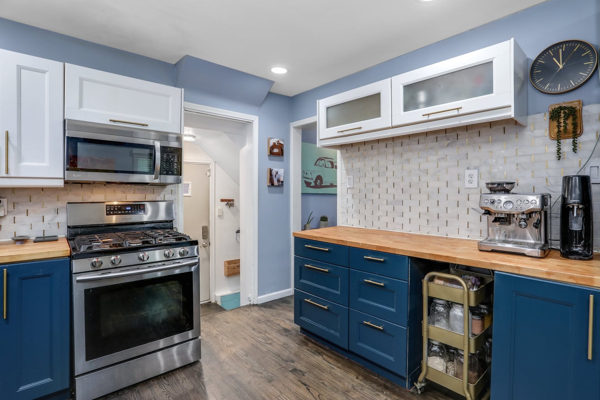 2530 Woodstock Drive