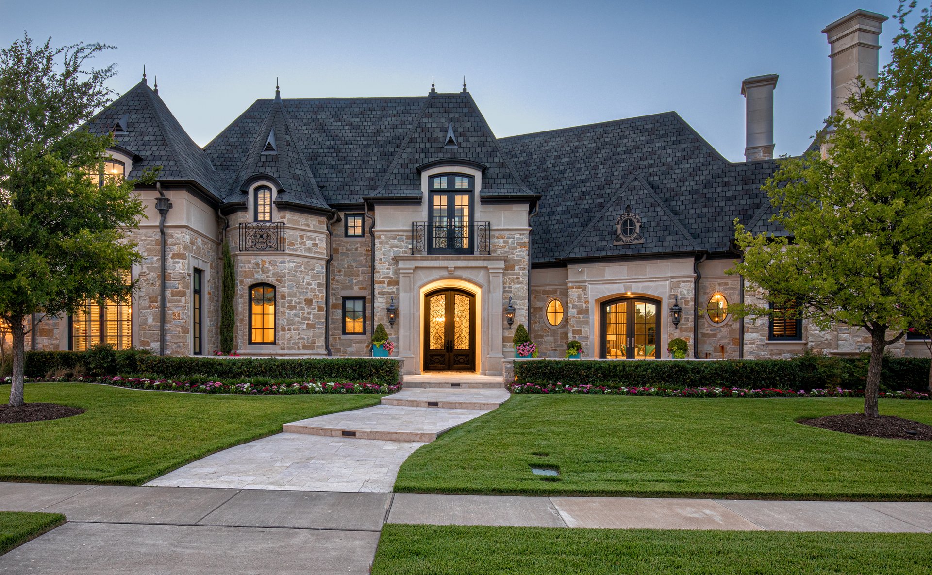 6809 Mulhouse Court