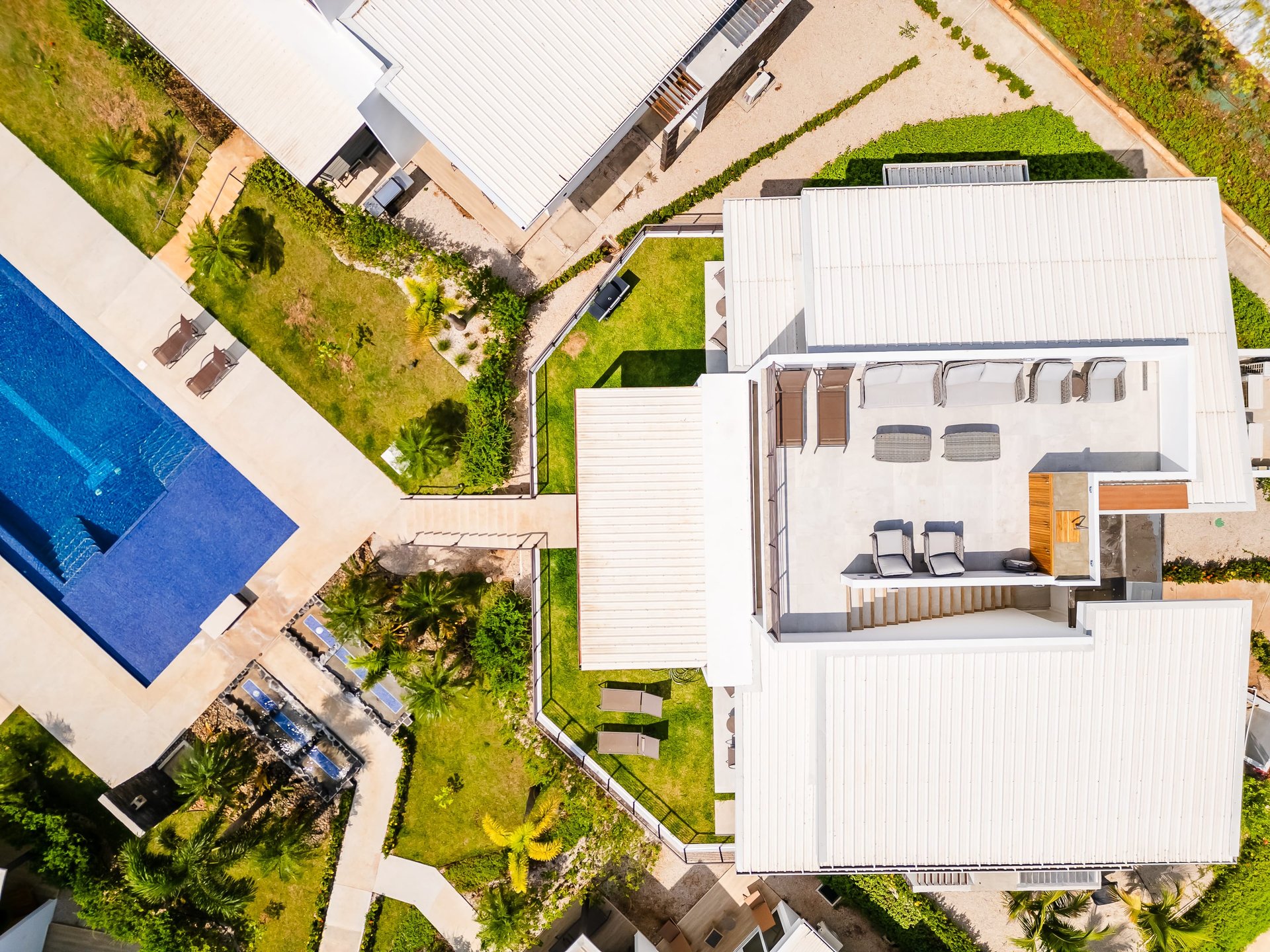 The Enclave | Ultra-Modern 2, 3, 5 Bedroom Villas Located Minutes From the Beach!