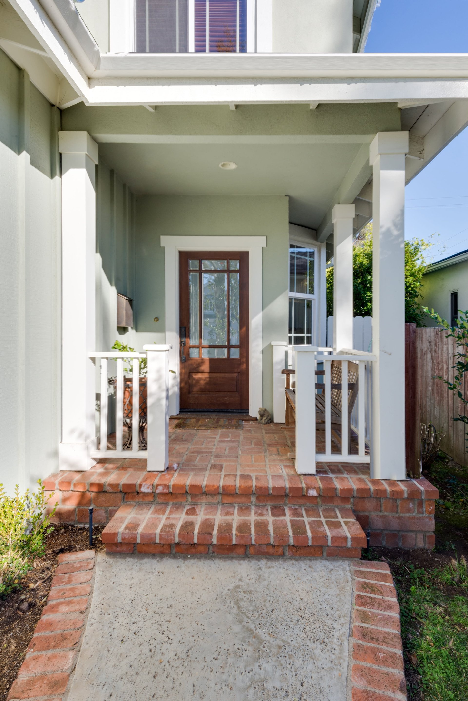 806 Hartzell St.