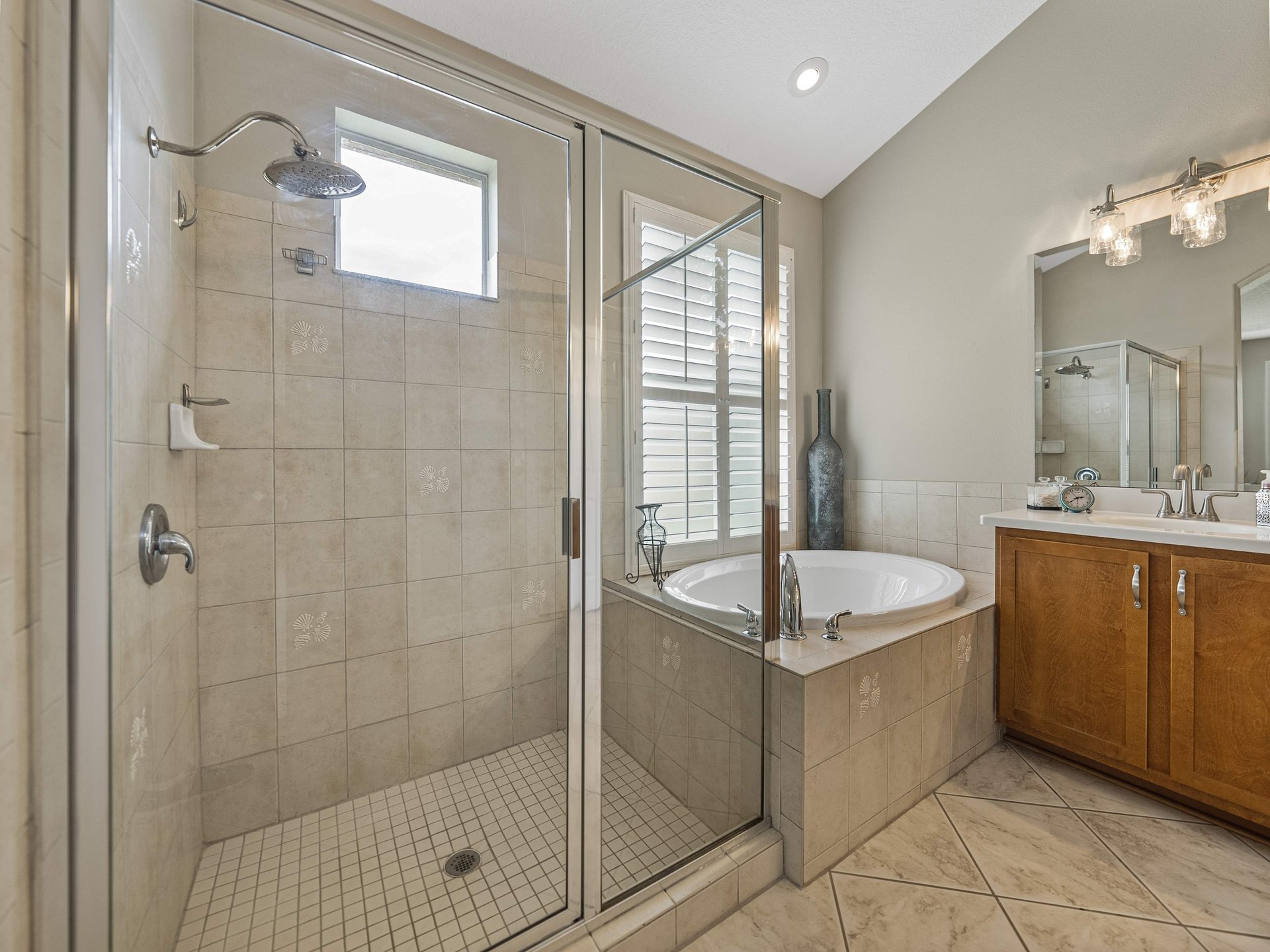 13130 PALMILLA CIR