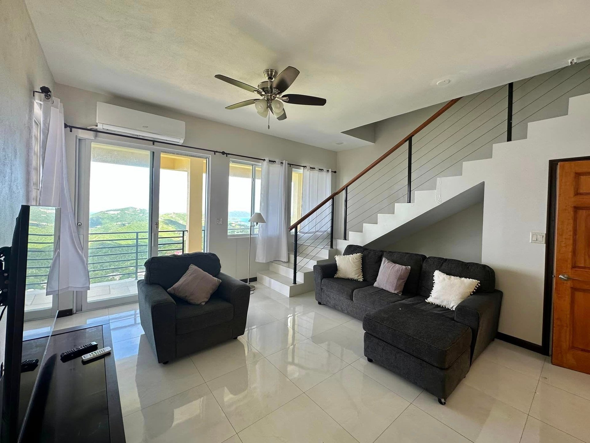 849 Belle View 2 Bedroom Apartment