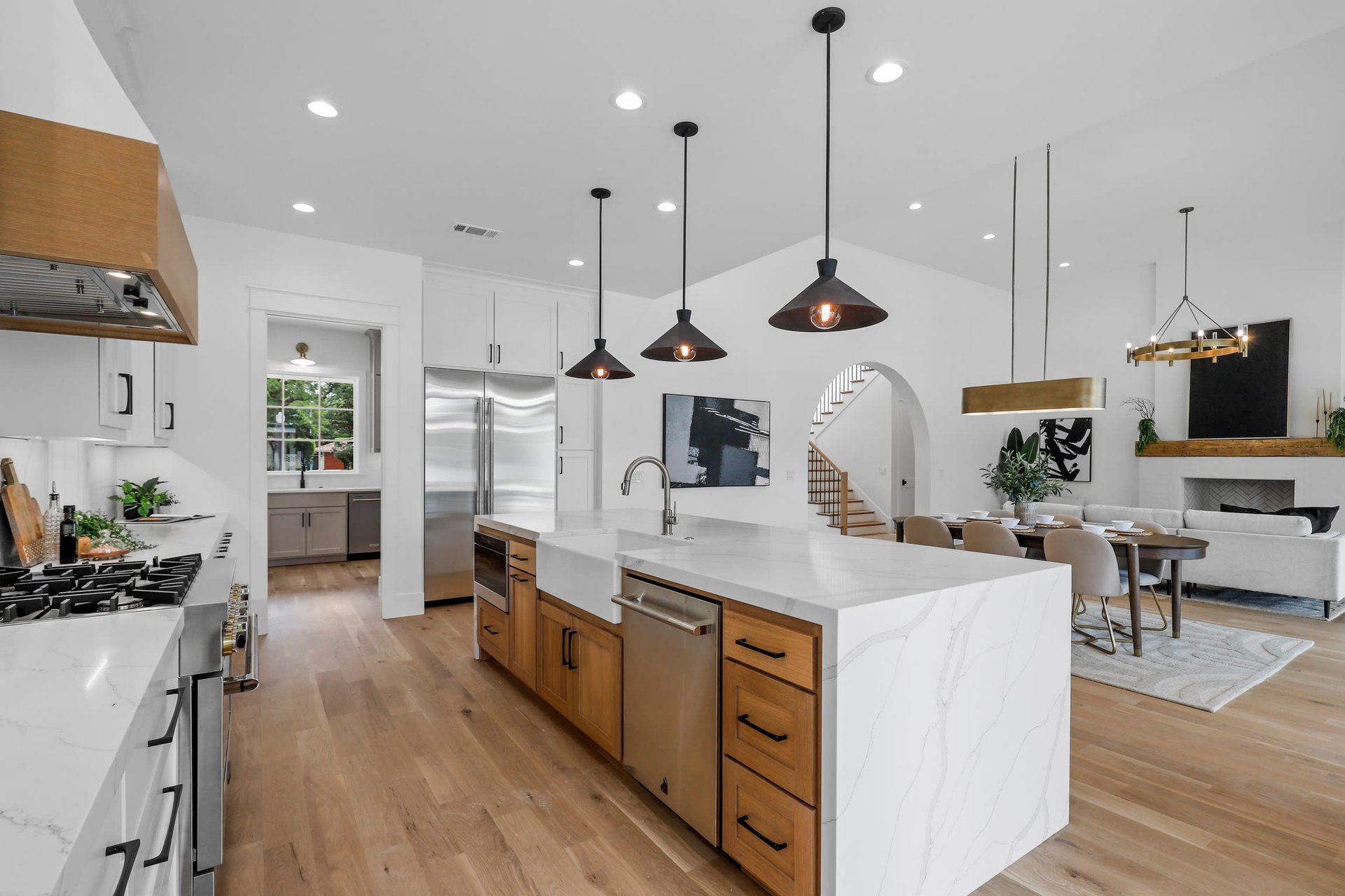 109 Crestwood