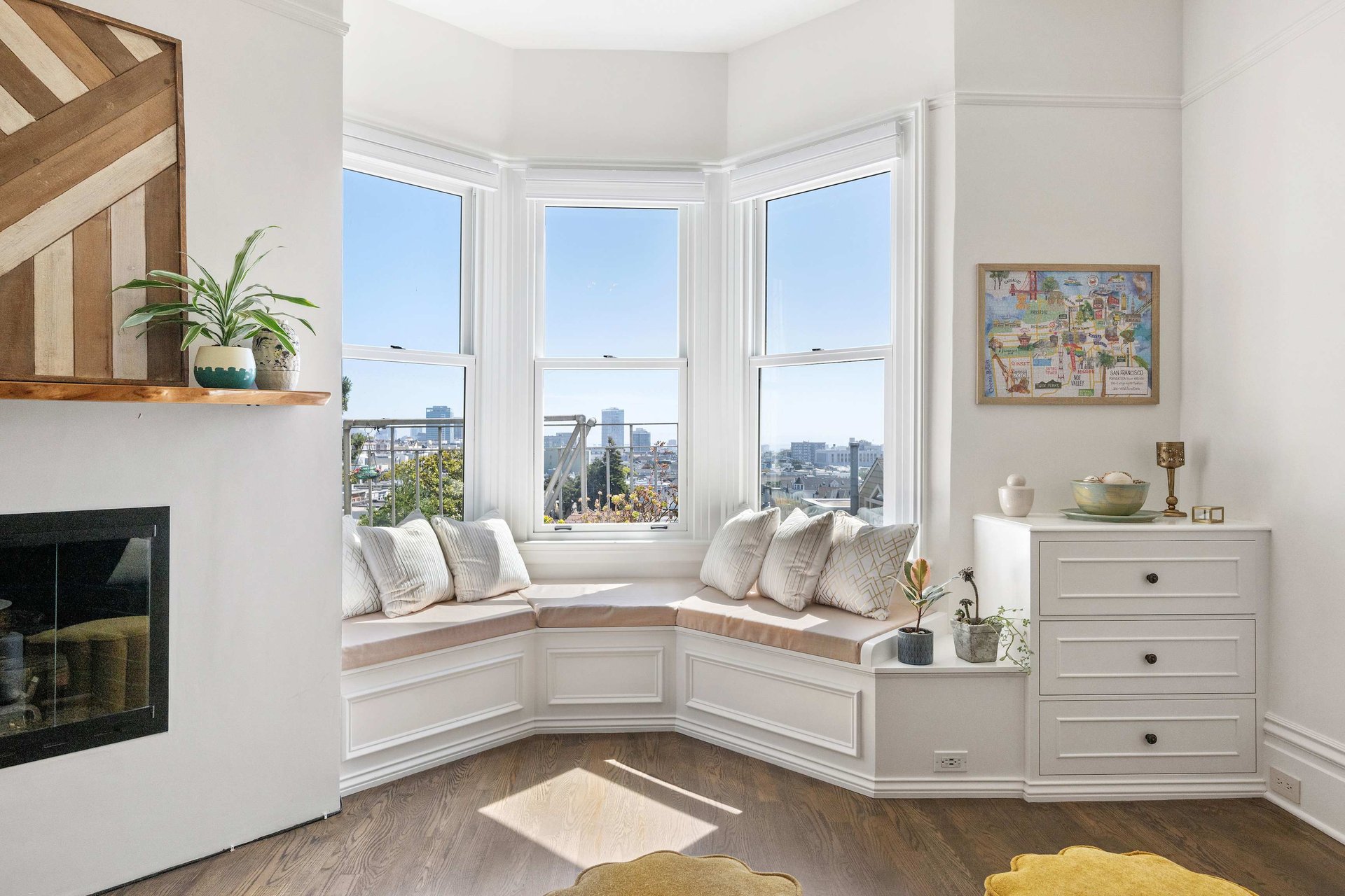 Full-Floor Flat in Vibrant San Francisco Location
