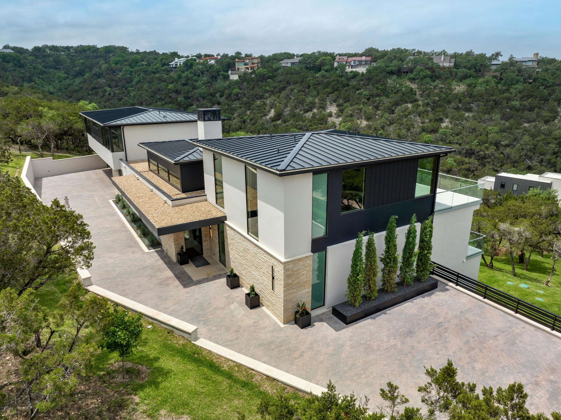2 Valbella Drive