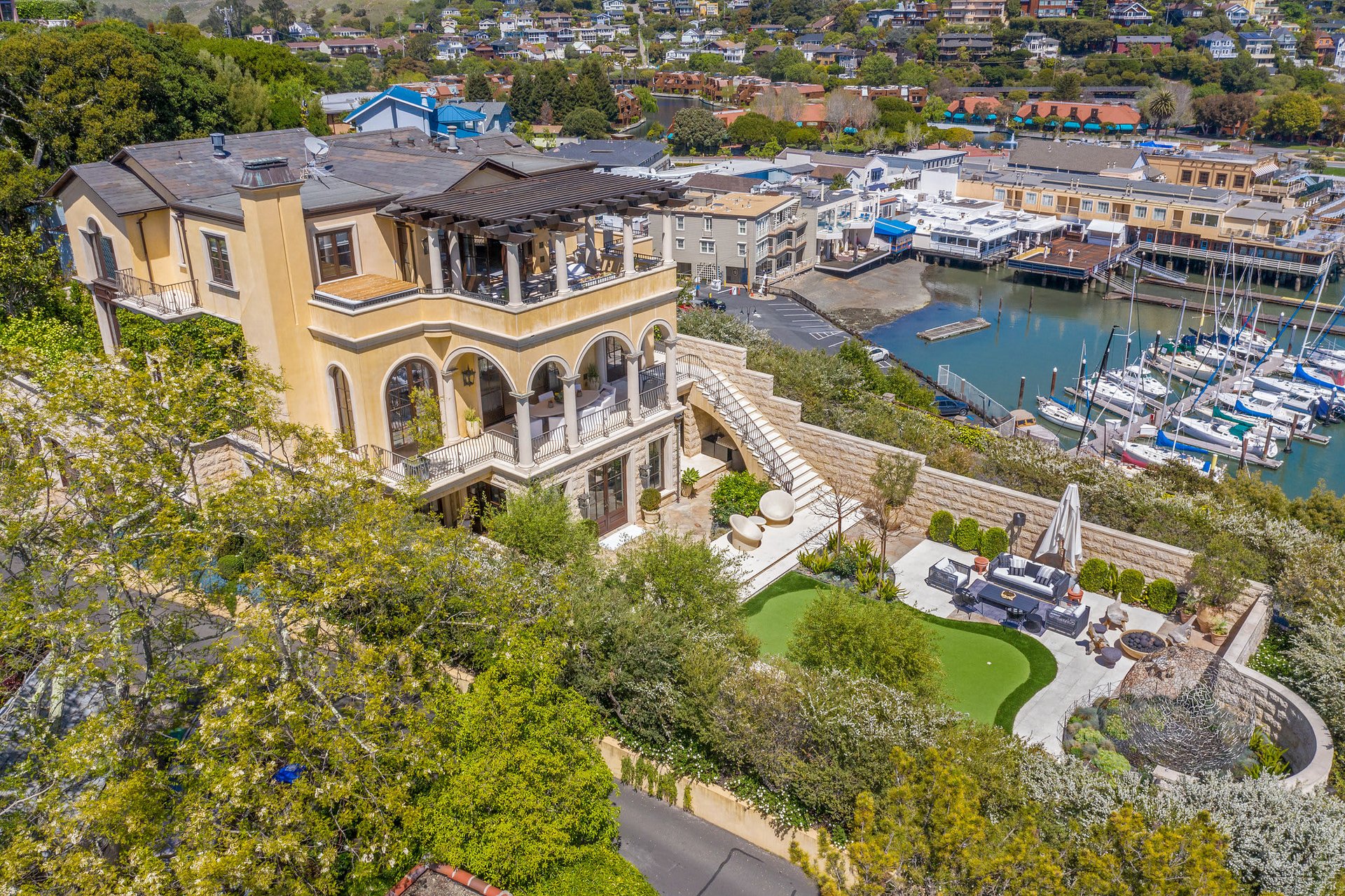 74 Bellevue Avenue