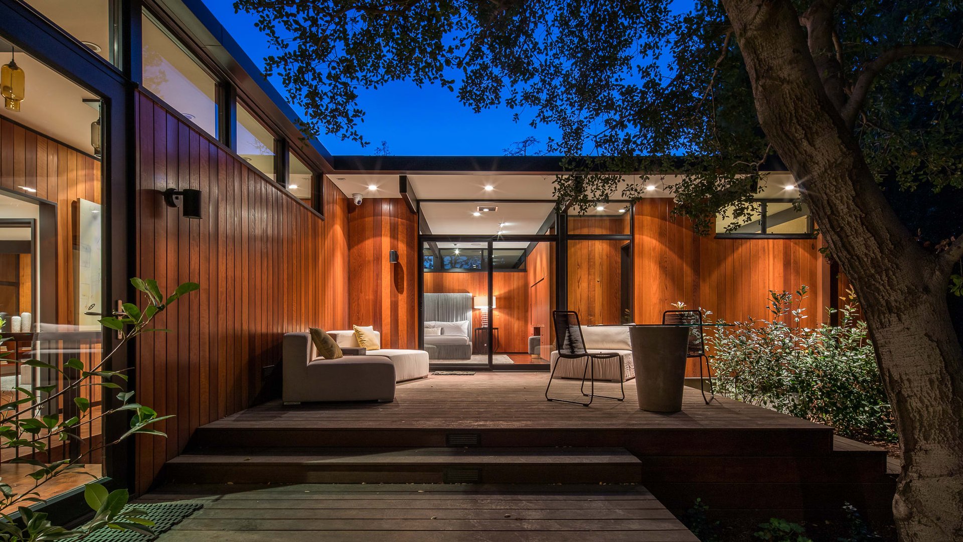 5228 Escalante Dr