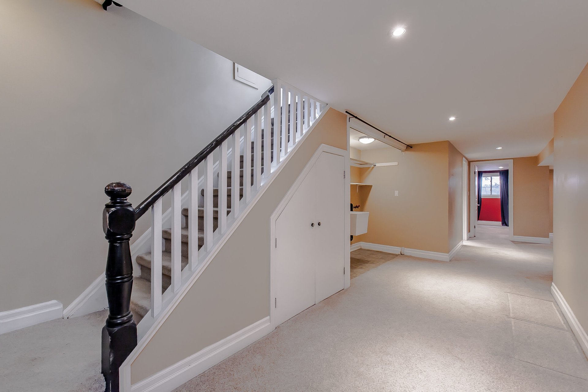 1406 Acton Crescent