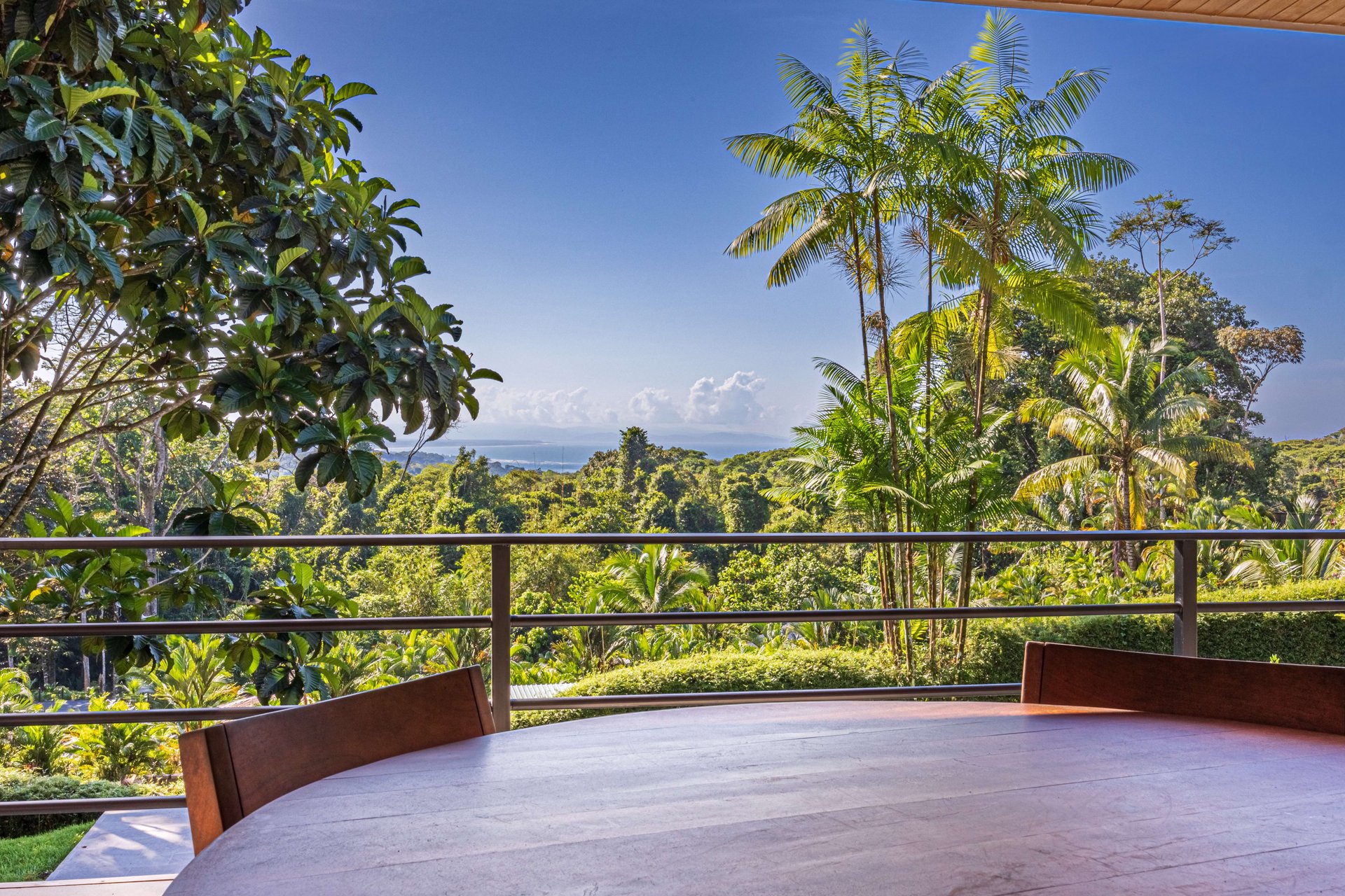 MOVE-IN READY OCEAN VIEW HOME IN CINCO VENTANAS WITH MAJESTIC RIVER ACCESS