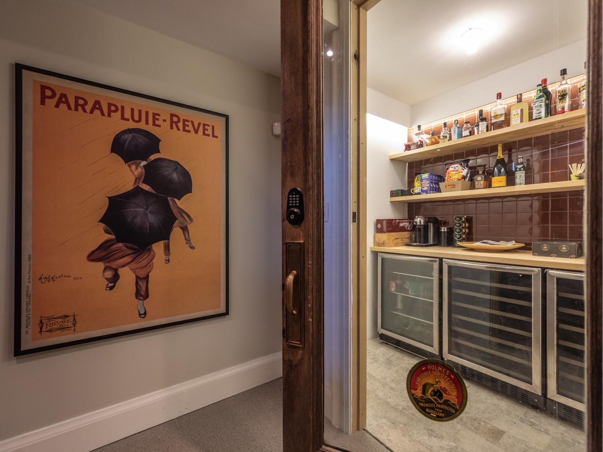 300 Oriole Pkwy