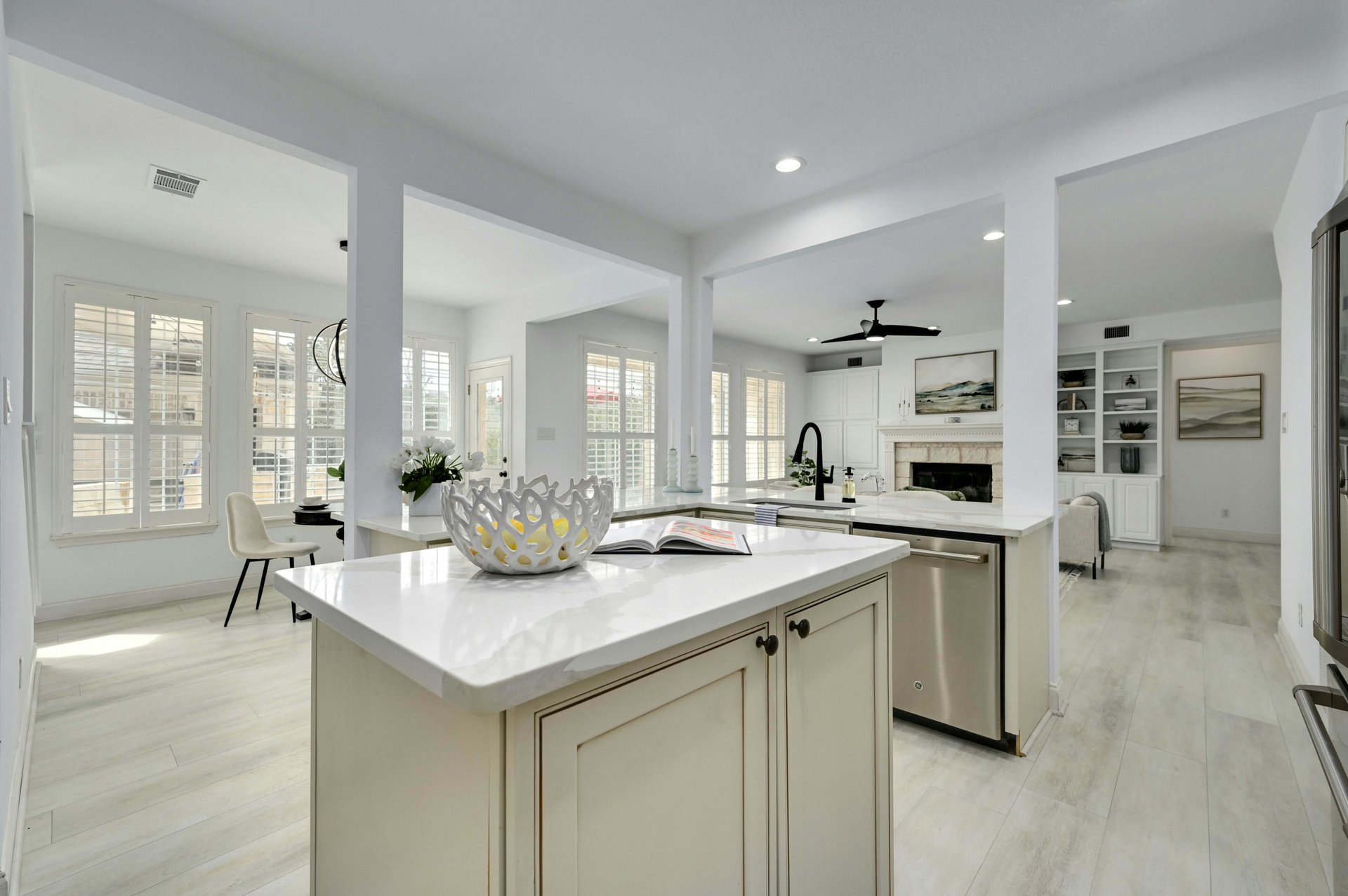 12305 Carlsbad Drive